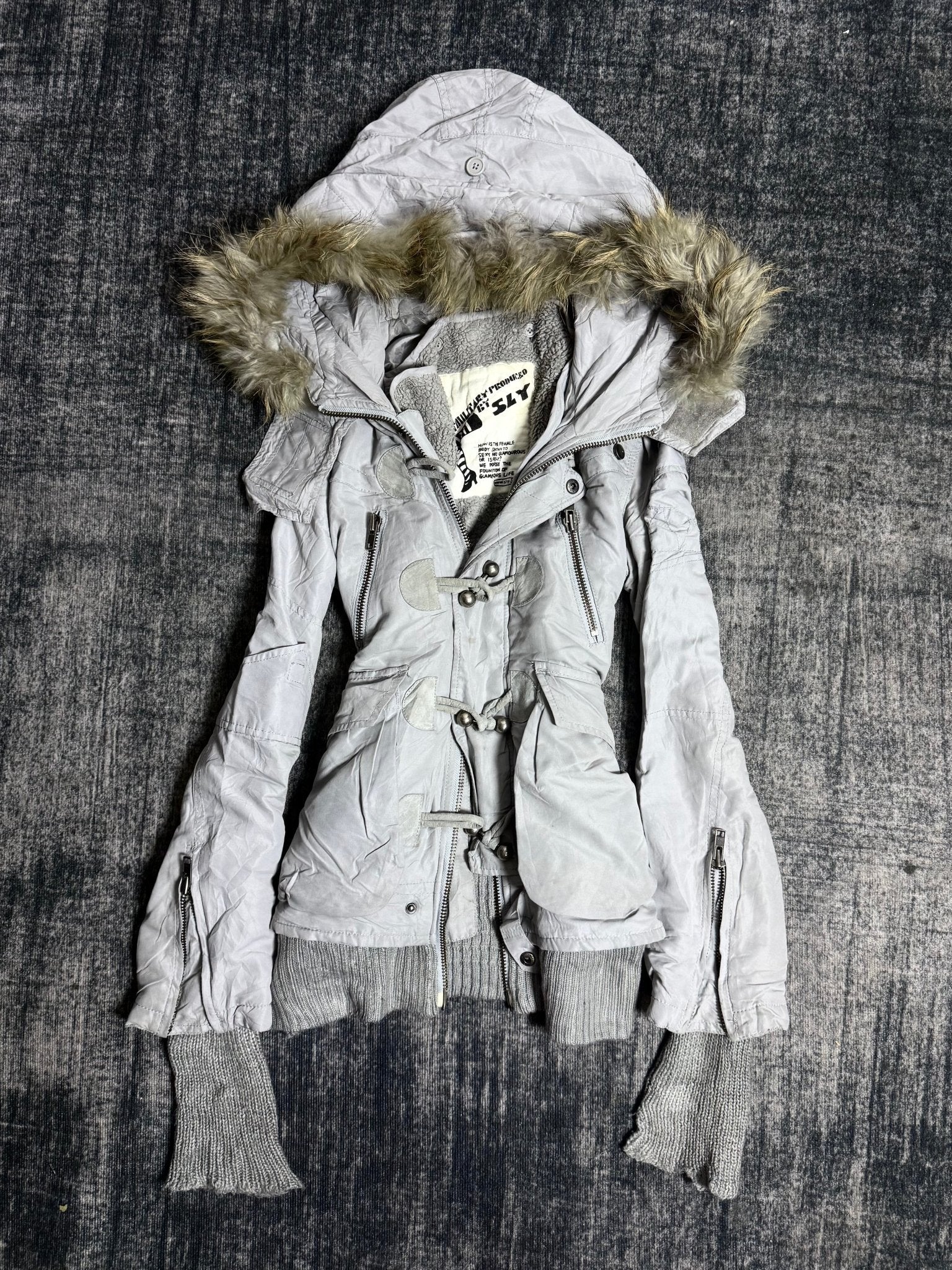 B2V - SLY JACKET༒ *RARE* vintage streetwear thrift y2k clothing by B2V_BAD2WEAR