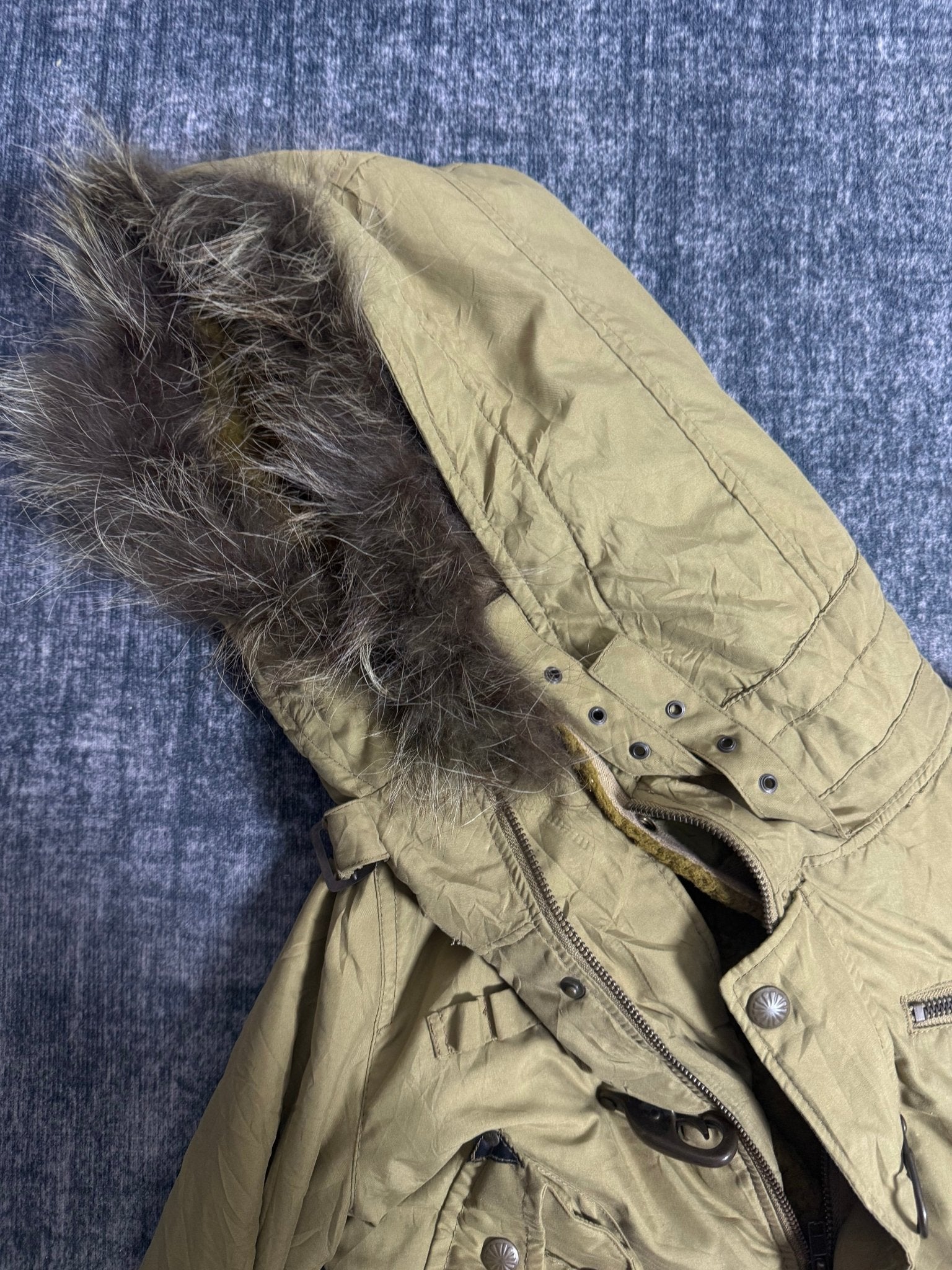 B2V - SLY KHIEV JACKET༒ vintage streetwear thrift y2k clothing by B2V_BAD2WEAR