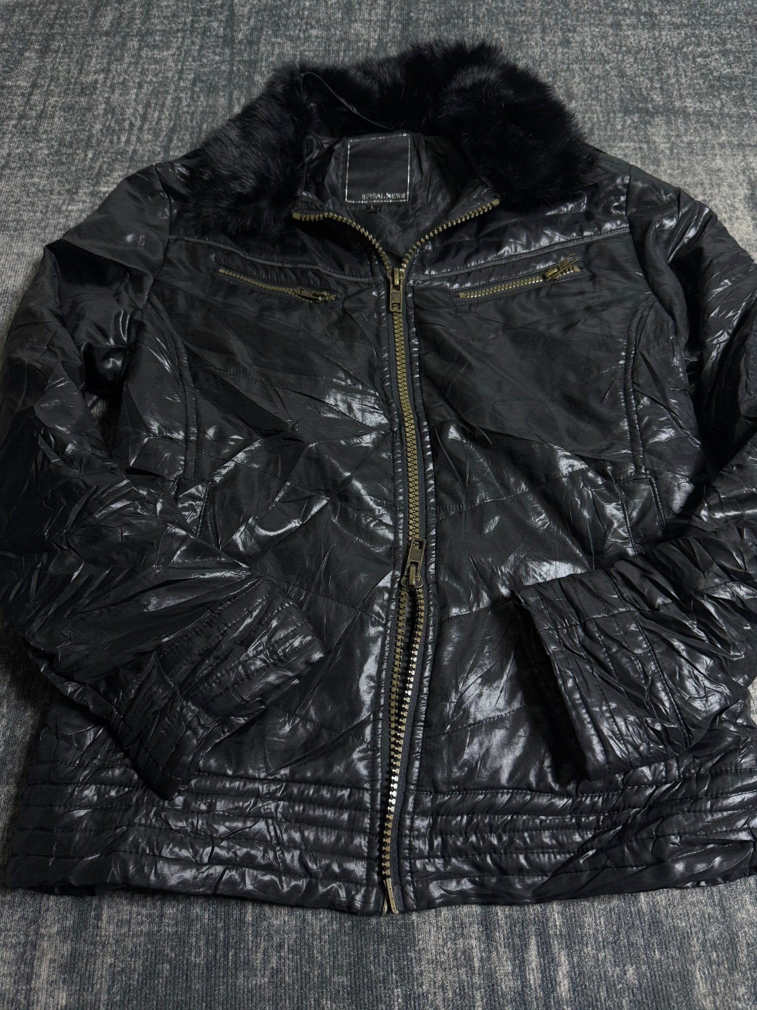 B2V - SPIRAL JACKET ༒ vintage streetwear thrift y2k clothing by B2V_BAD2WEAR