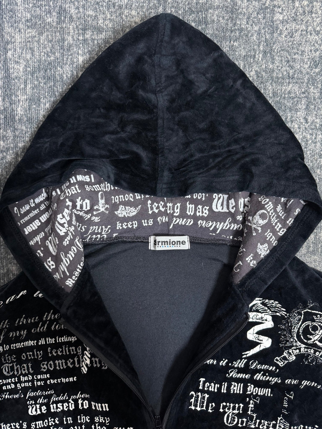 B2V - SRIMIONE HOOIDE ༒ vintage streetwear thrift y2k clothing by B2V_BAD2WEAR