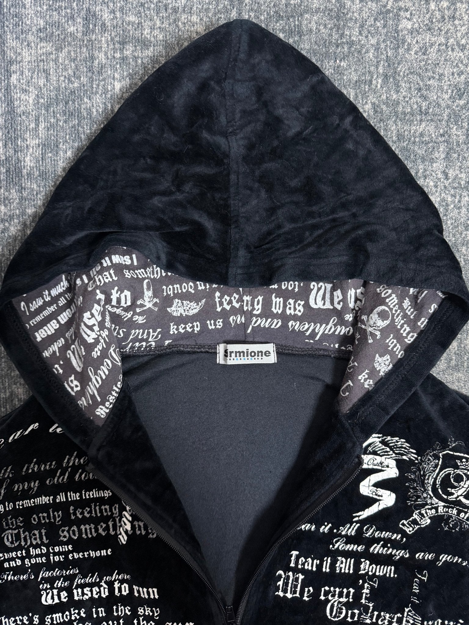 B2V - SRIMIONE HOOIDE ༒ vintage streetwear thrift y2k clothing by B2V_BAD2WEAR