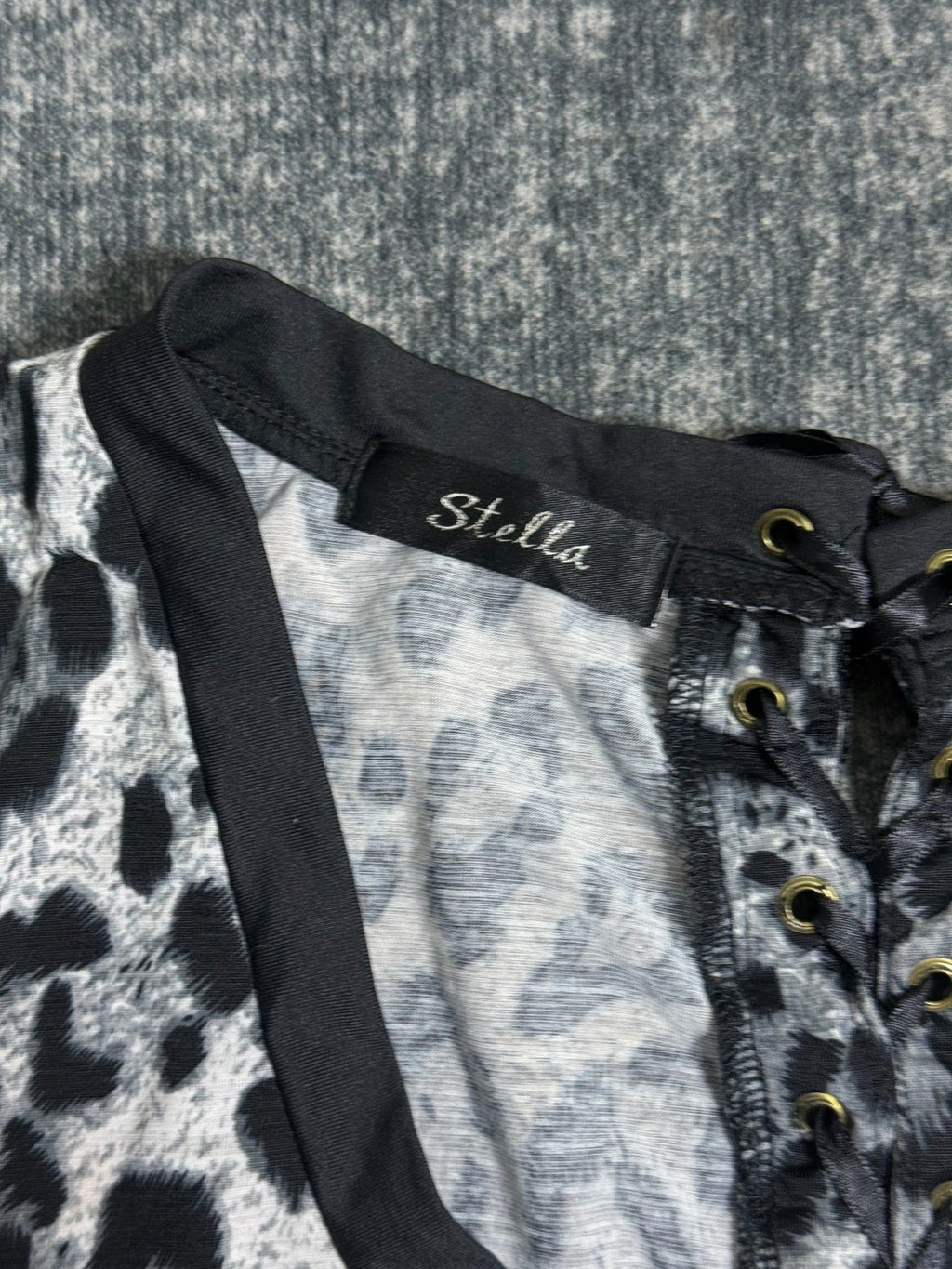 B2V - STELLA ༒ vintage streetwear thrift y2k clothing by B2V_BAD2WEAR
