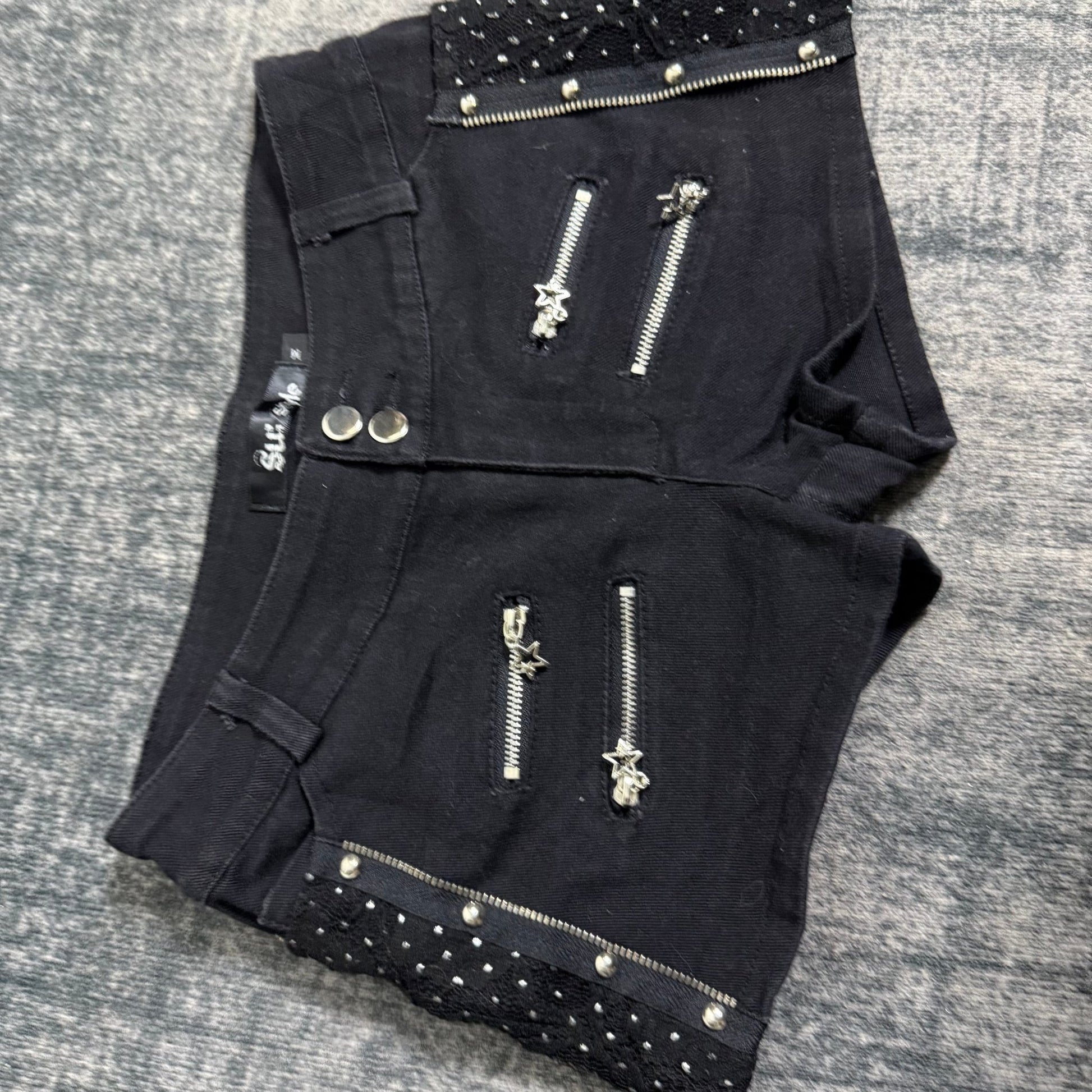 B2V - SUI STYLE SHORT༒ vintage streetwear thrift y2k clothing by B2V_BAD2WEAR