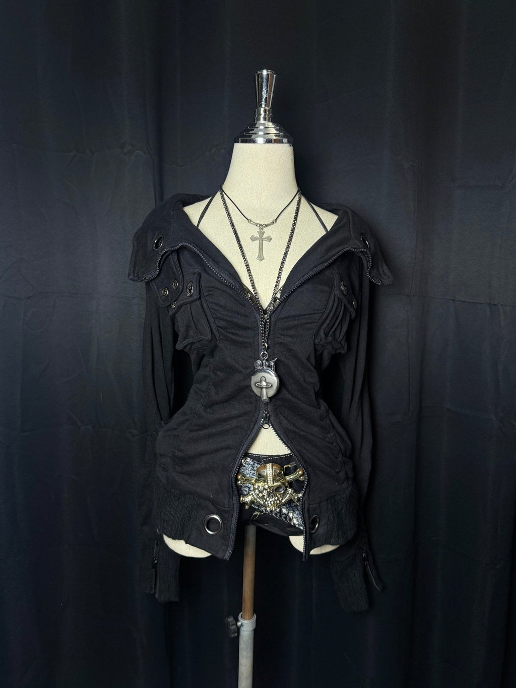 B2V - SUREVE JACKET༒ vintage streetwear thrift y2k clothing by B2V_BAD2WEAR