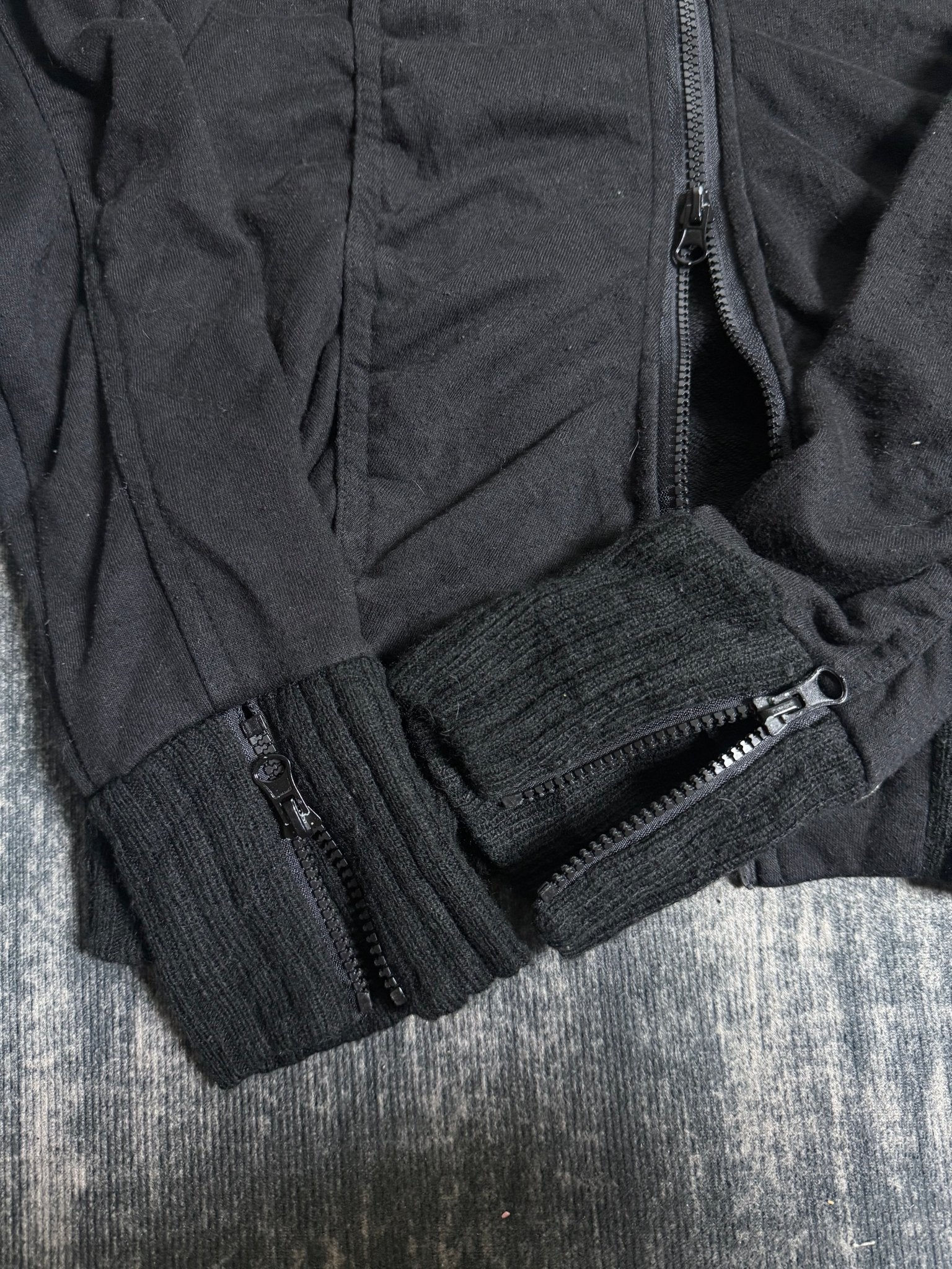 B2V - SUREVE JACKET༒ vintage streetwear thrift y2k clothing by B2V_BAD2WEAR