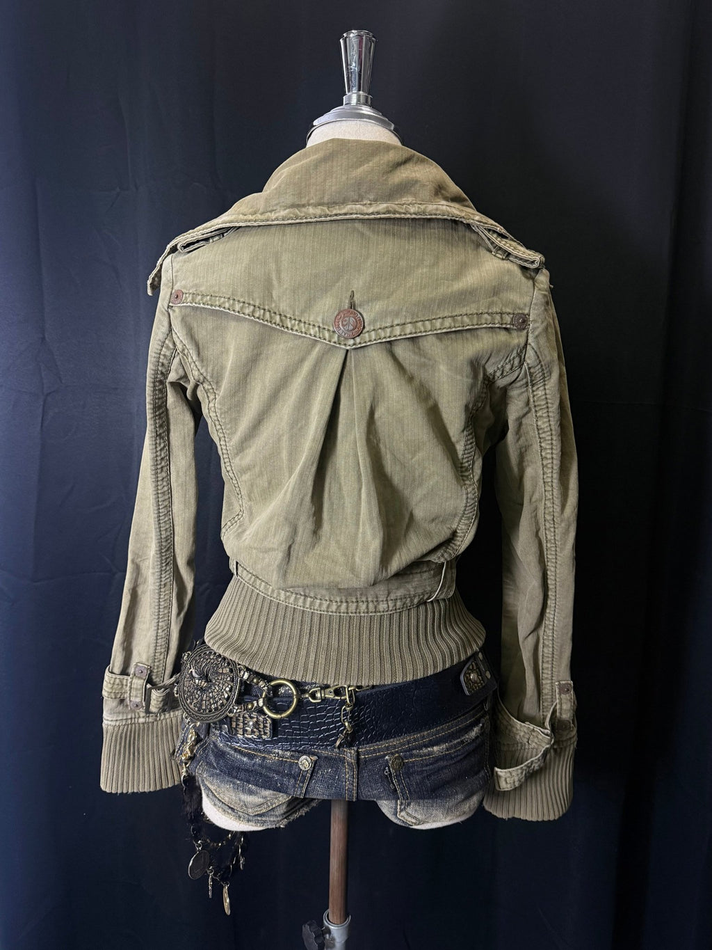 B2V - SWORDFISH WW2 JACKET༒ vintage streetwear thrift y2k clothing by B2V_BAD2WEAR