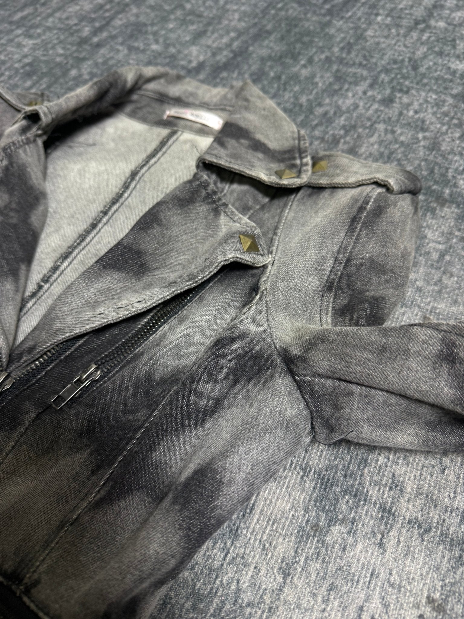 B2V - TANTI JACKET༒sold to member vintage streetwear thrift y2k clothing by B2V_BAD2WEAR