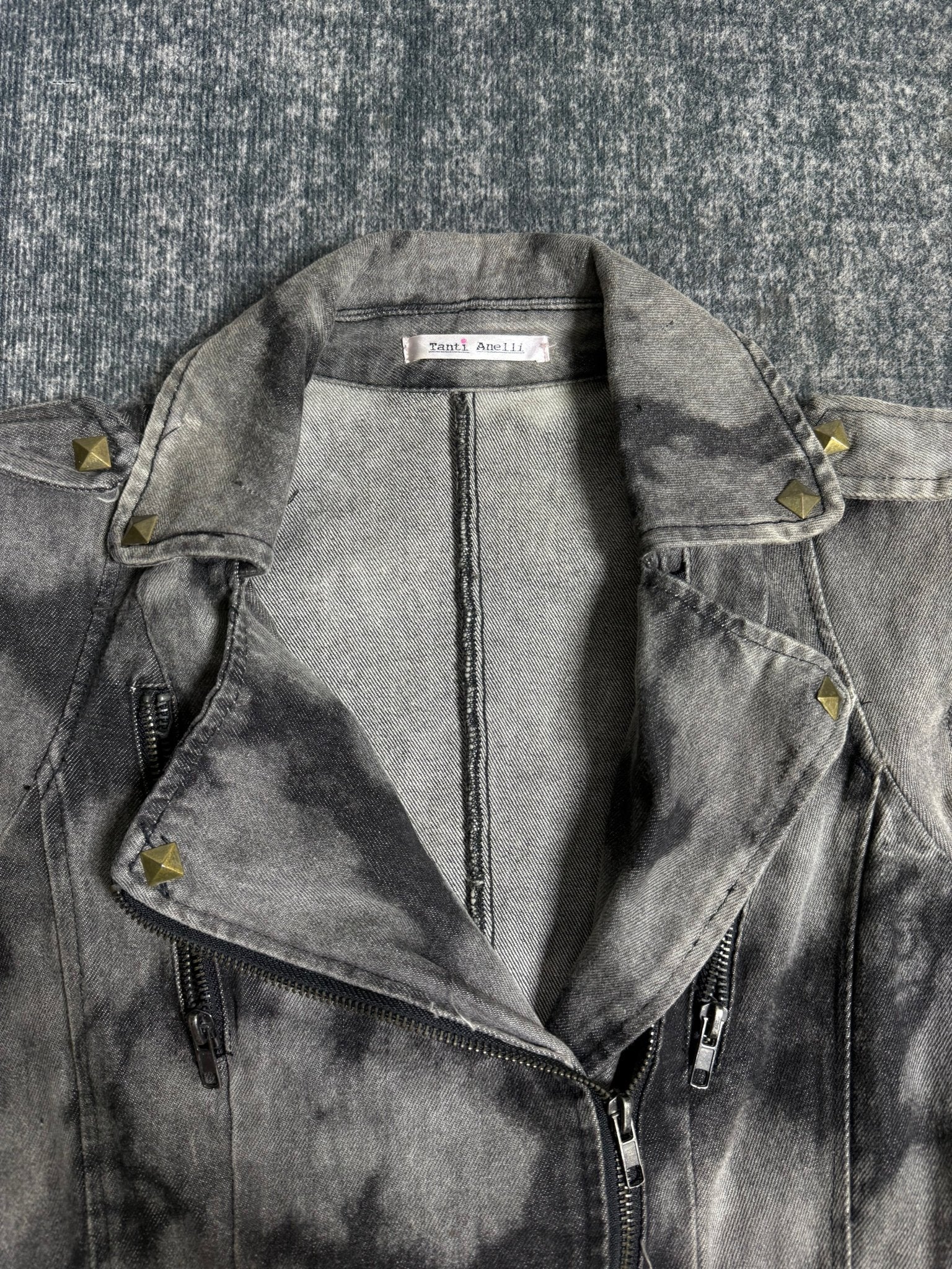 B2V - TANTI JACKET༒sold to member vintage streetwear thrift y2k clothing by B2V_BAD2WEAR