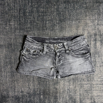 B2V- THE VTG SHORT༒