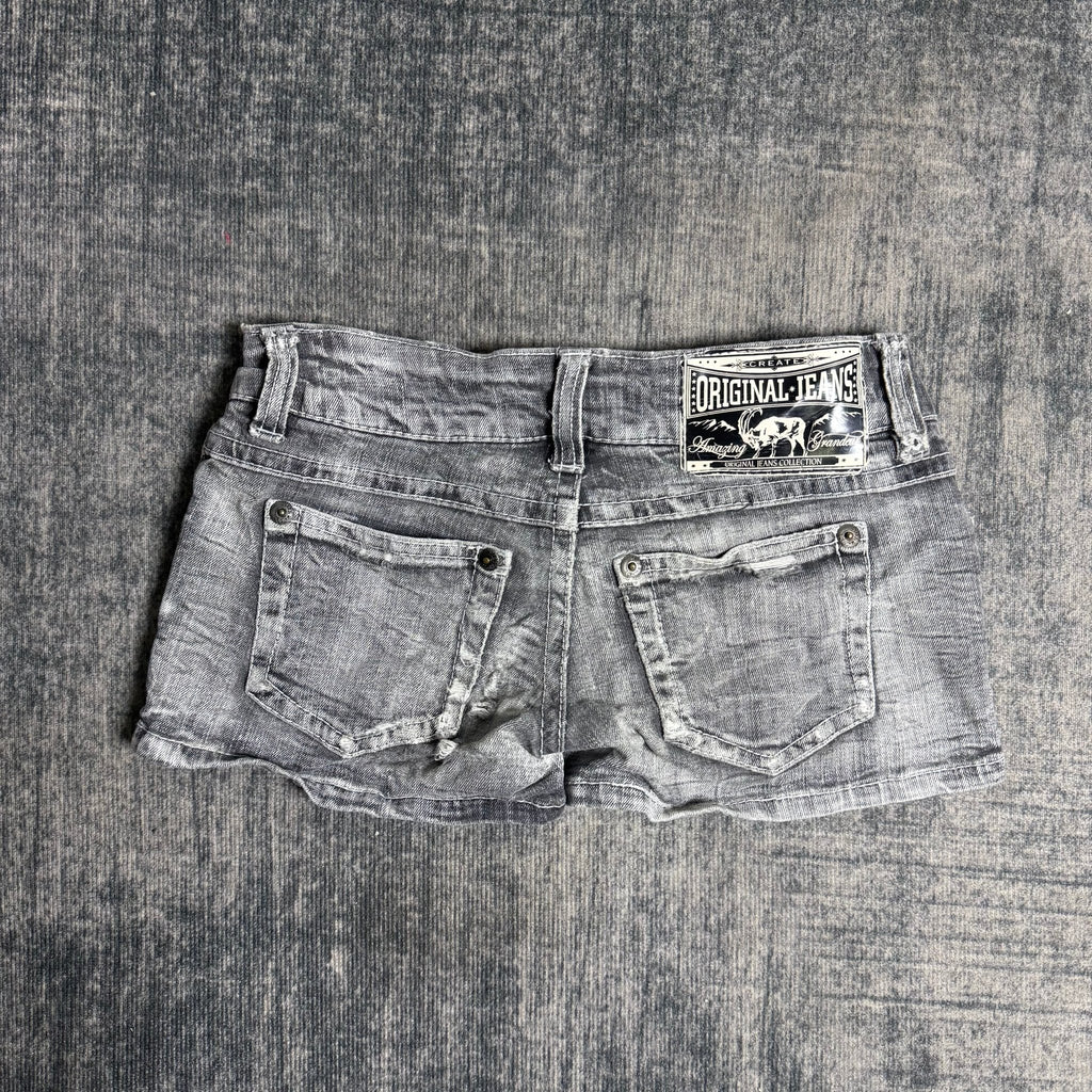 B2V - THE VTG SHORT༒ vintage streetwear thrift y2k clothing by B2V_BAD2WEAR