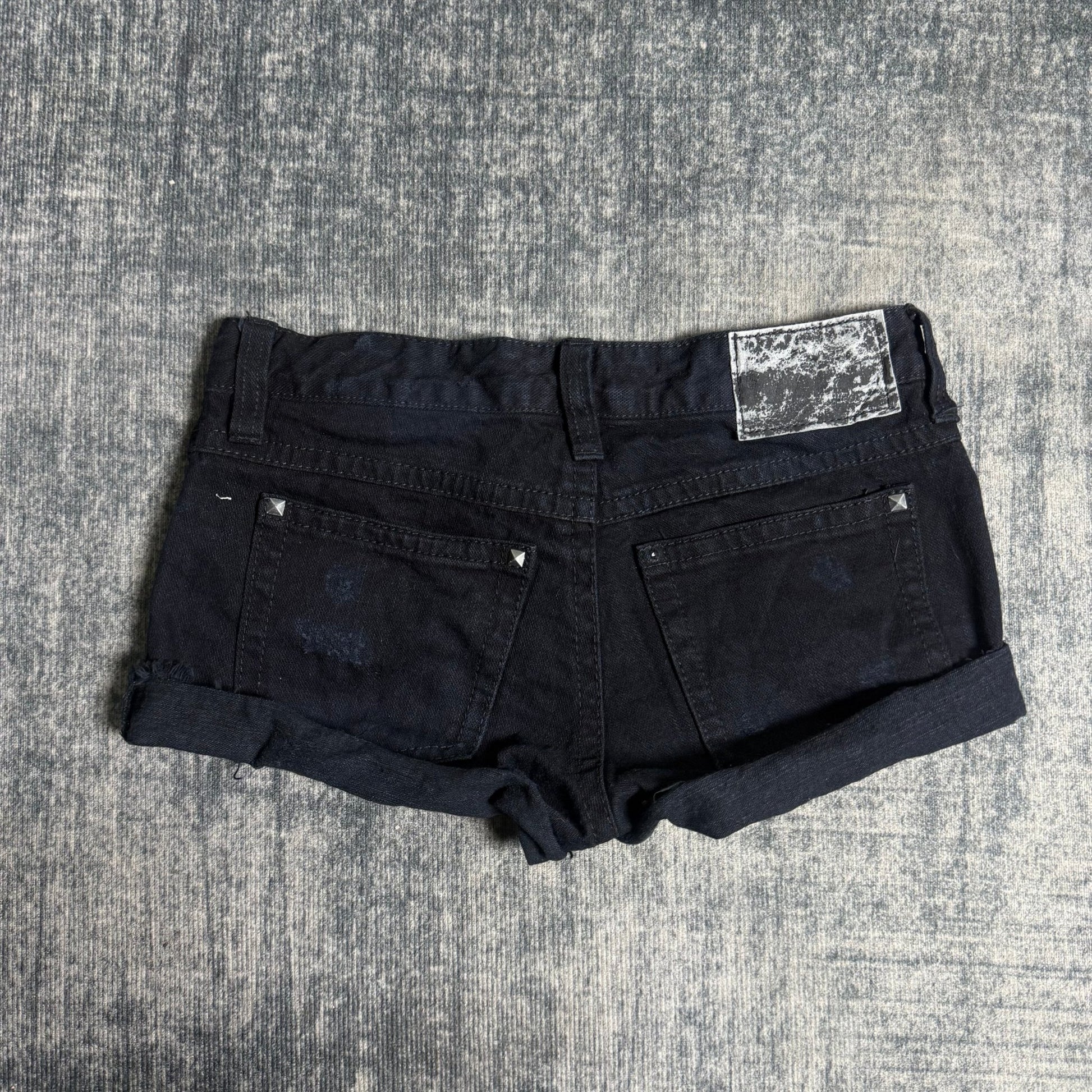 B2V - THE VTG SHORT(1)༒ vintage streetwear thrift y2k clothing by B2V_BAD2WEAR