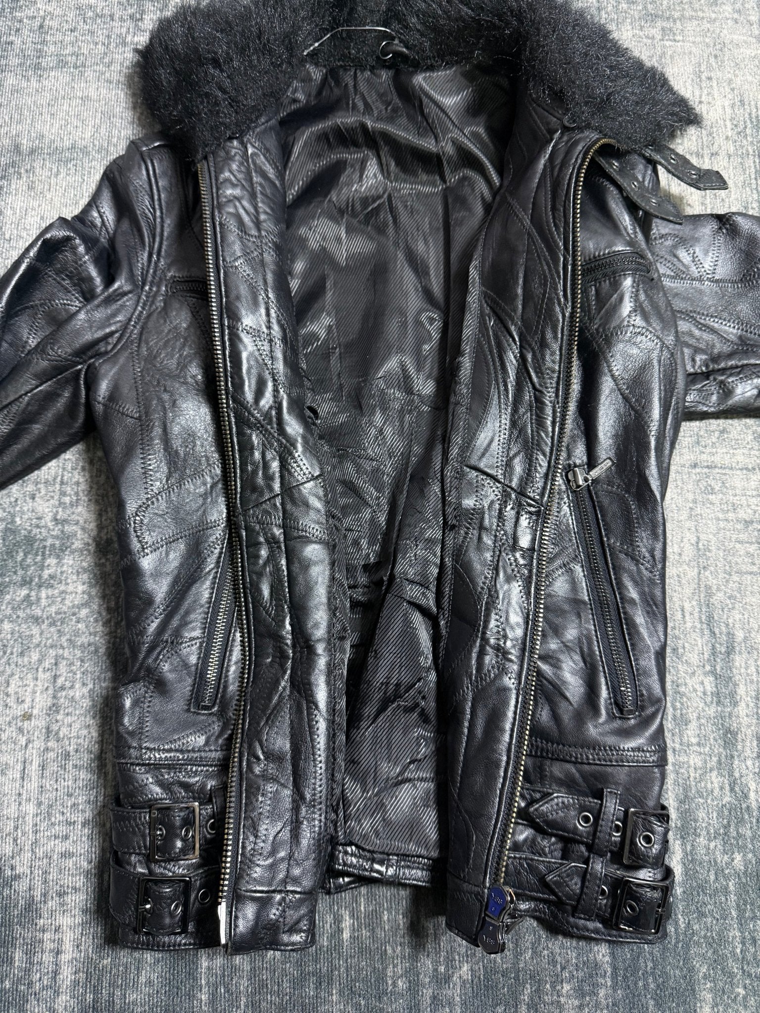 B2V - TILLE CAPRI LEATHER JACKET ༒ vintage streetwear thrift y2k clothing by B2V_BAD2WEAR