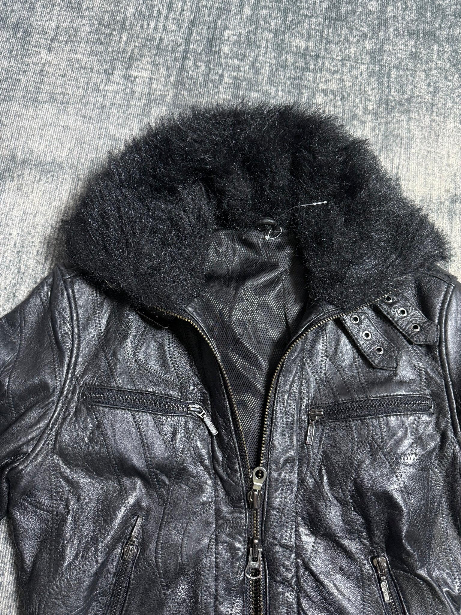 B2V - TILLE CAPRI LEATHER JACKET ༒ vintage streetwear thrift y2k clothing by B2V_BAD2WEAR