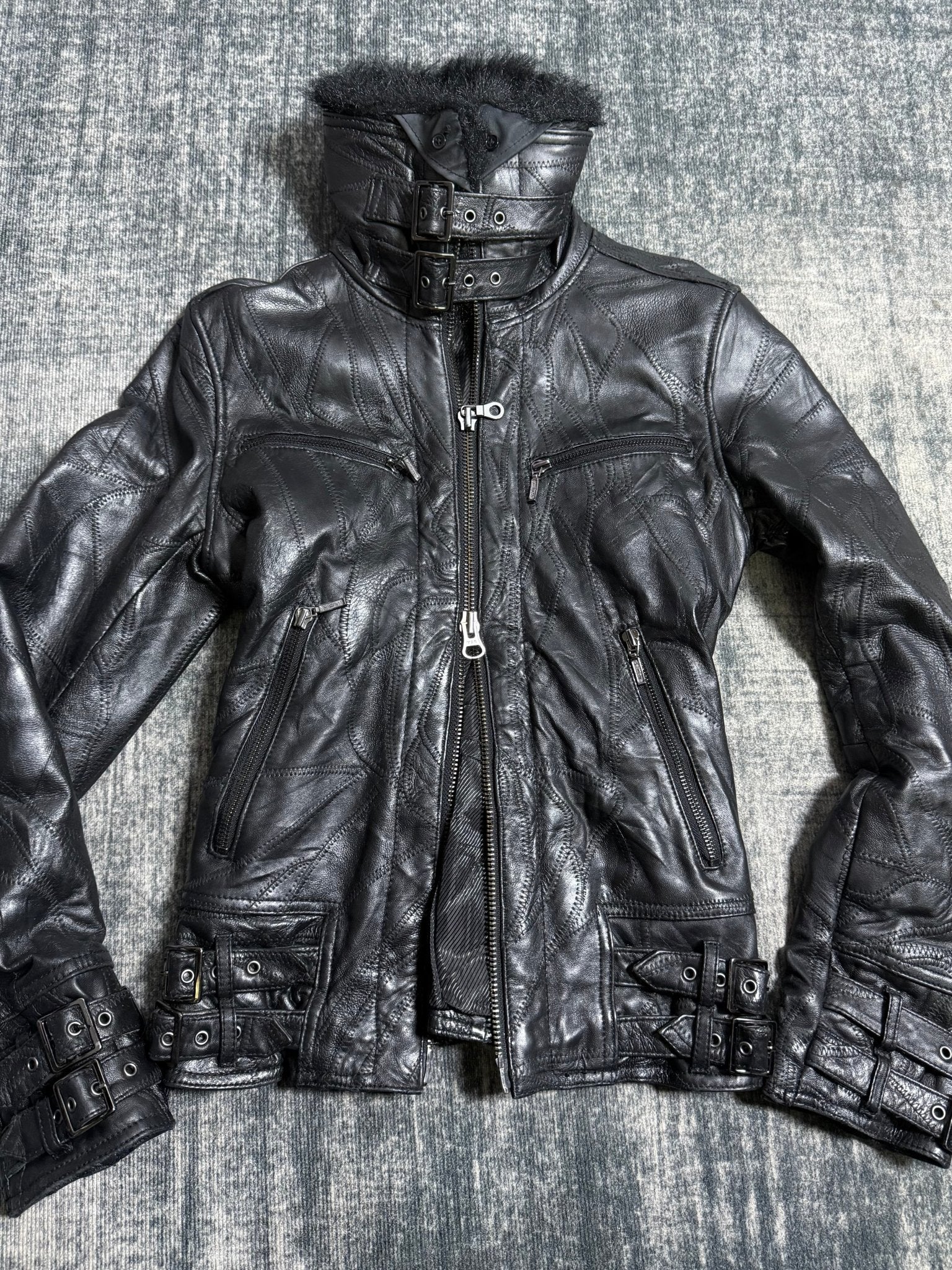 B2V - TILLE CAPRI LEATHER JACKET ༒ vintage streetwear thrift y2k clothing by B2V_BAD2WEAR