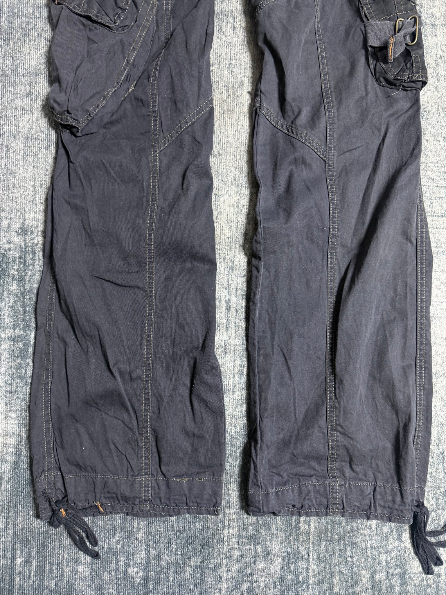 B2V - TO GOOD CARGO PANT༒ vintage streetwear thrift y2k clothing by B2V_BAD2WEAR