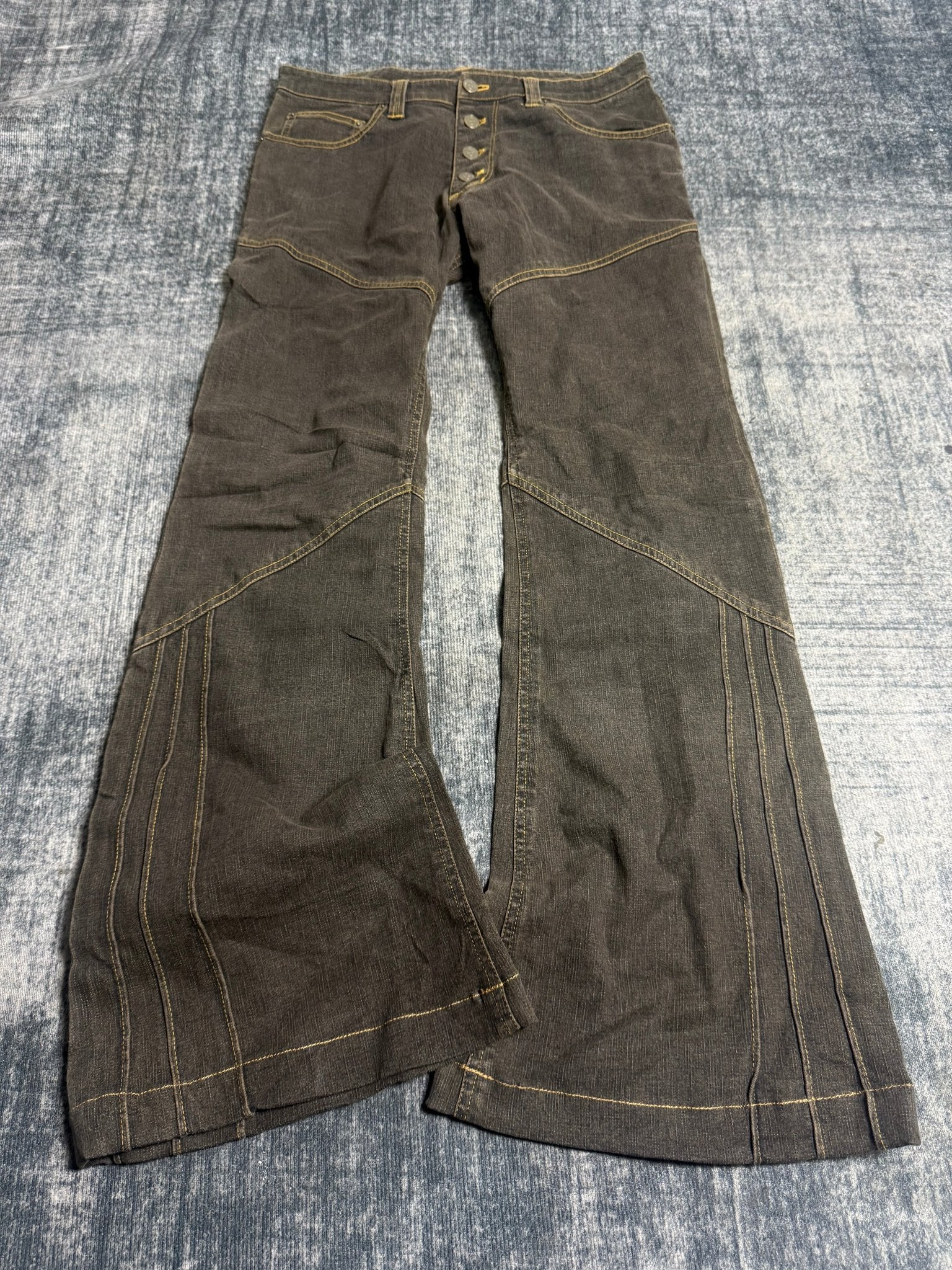 B2V - TORNADO MART FLARE JEAN༒ vintage streetwear thrift y2k clothing by B2V_BAD2WEAR