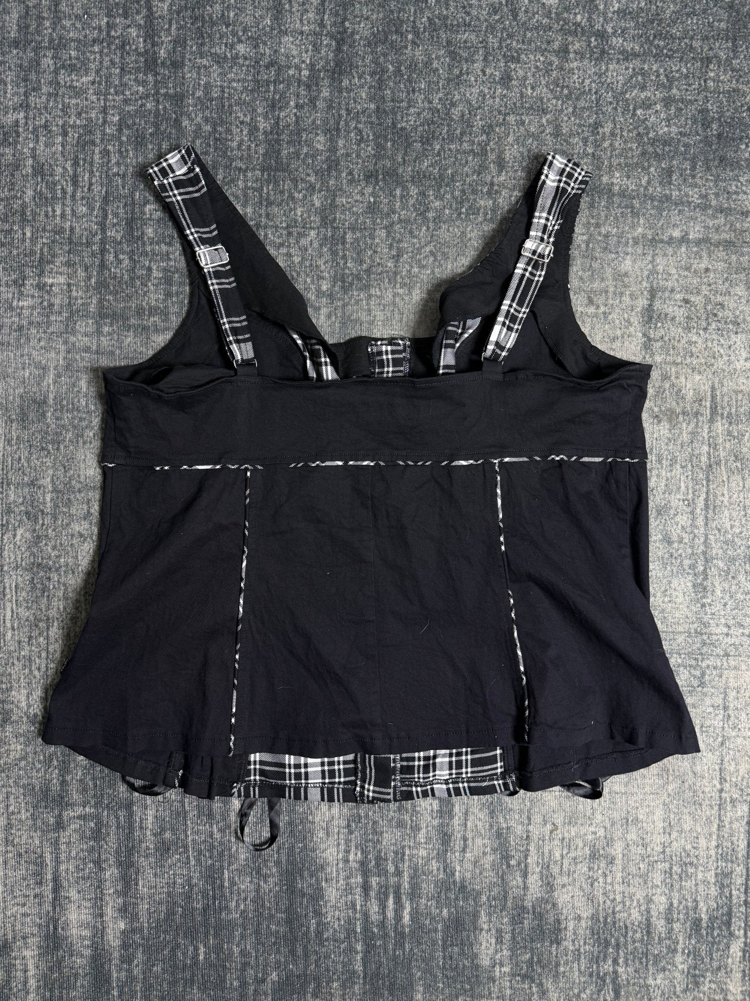 B2V - TRIPP NYC TANK TOP༒ vintage streetwear thrift y2k clothing by B2V_BAD2WEAR