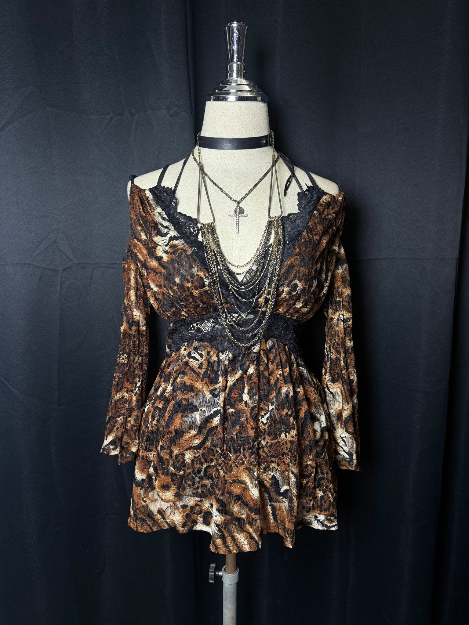 B2V - VENUS DRESS༒ vintage streetwear thrift y2k clothing by B2V_BAD2WEAR