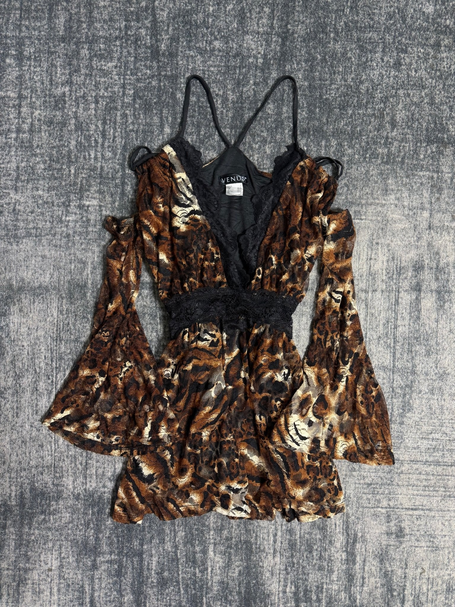 B2V - VENUS DRESS༒ vintage streetwear thrift y2k clothing by B2V_BAD2WEAR
