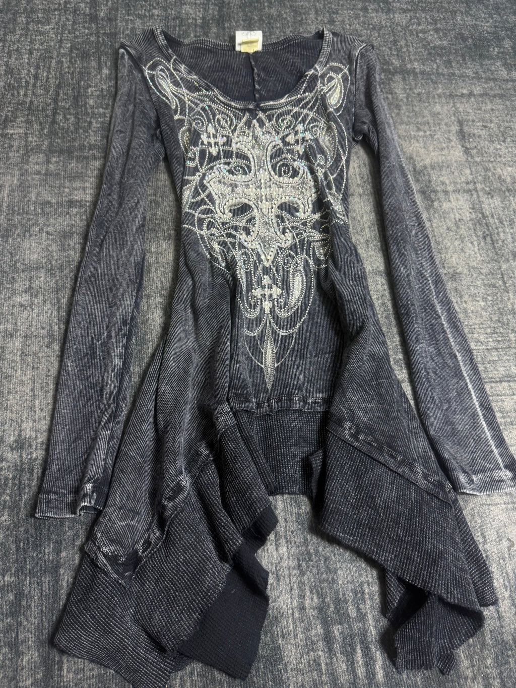 B2V - VOCAL CROSS STYLE ༒ vintage streetwear thrift y2k clothing by B2V_BAD2WEAR