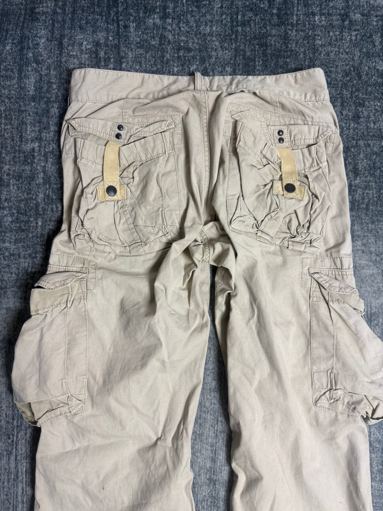 B2V - VON DUTCH CARGO PANT ༒ vintage streetwear thrift y2k clothing by B2V_BAD2WEAR