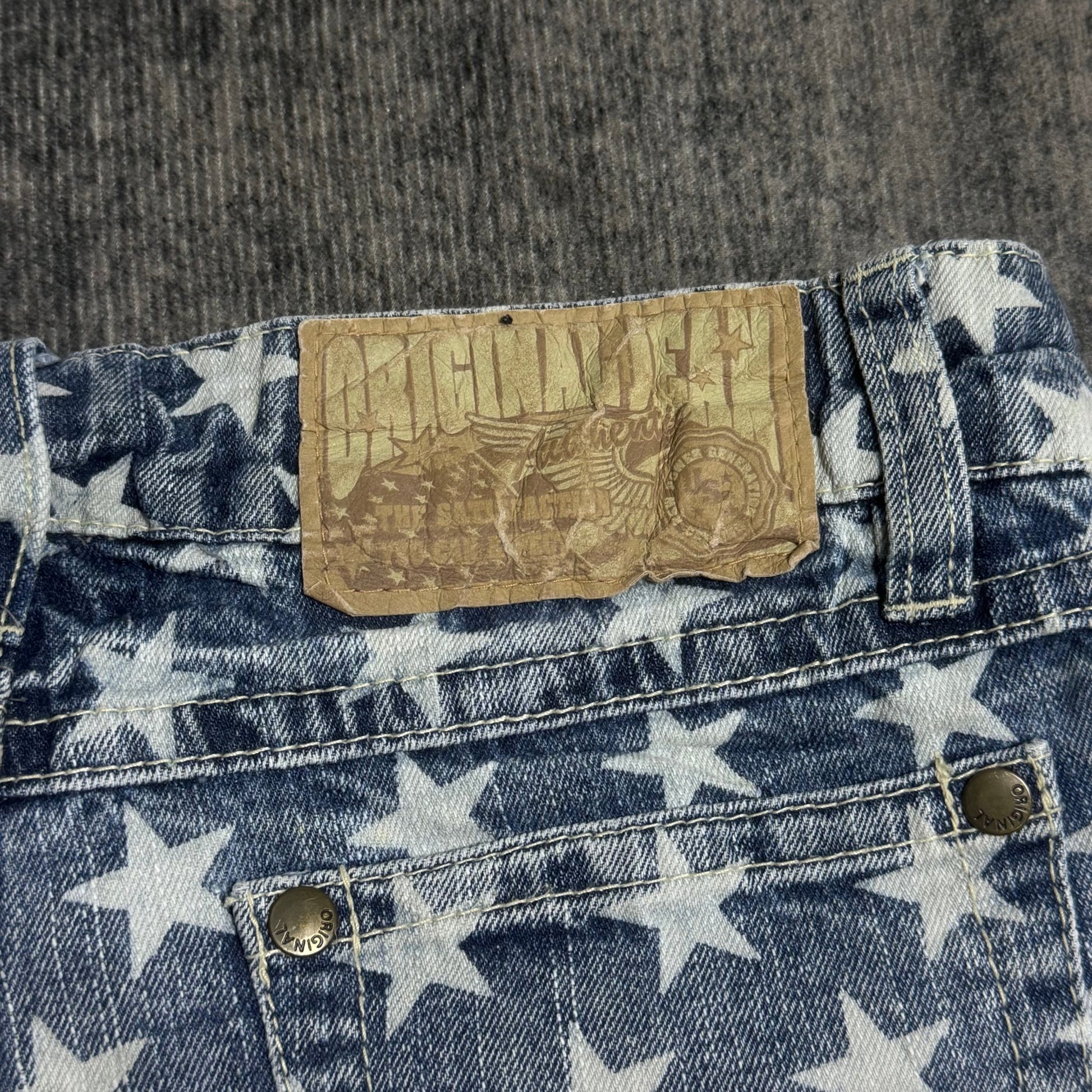 B2V - VTG STANDARD SHORT༒ SS08 vintage streetwear thrift y2k clothing by B2V_BAD2WEAR
