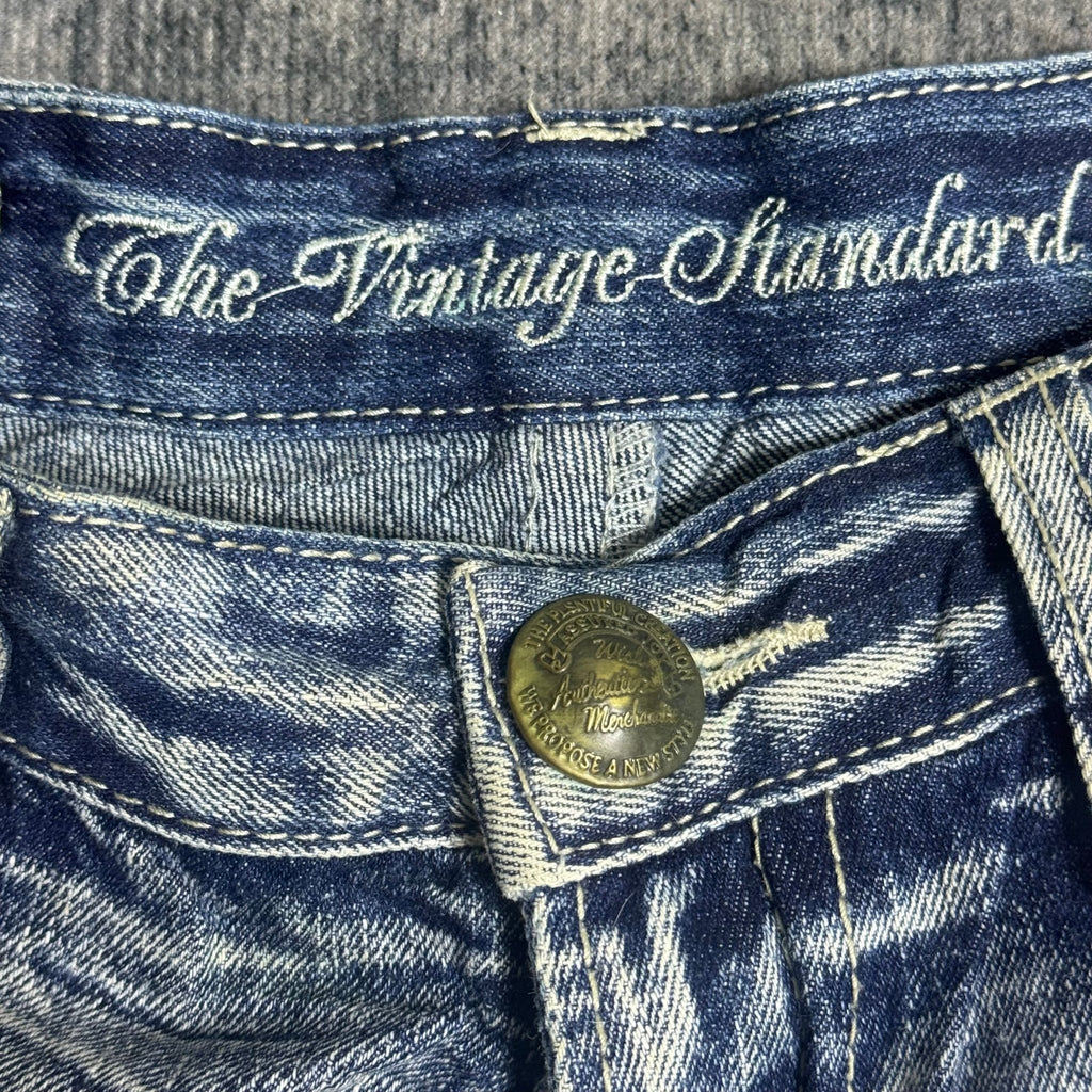 B2V - VTG STANDARD SHORT༒SS01 vintage streetwear thrift y2k clothing by B2V_BAD2WEAR