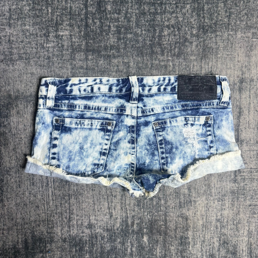 B2V - VTG STANDARD SHORT༒SS16 vintage streetwear thrift y2k clothing by B2V_BAD2WEAR