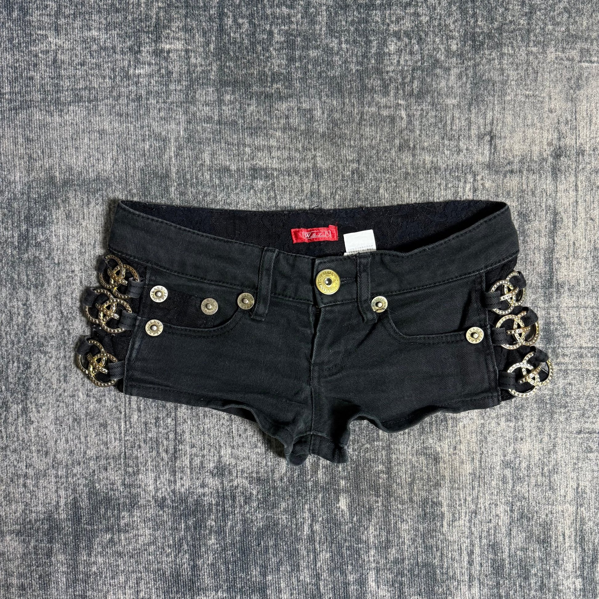 B2V - WAZP SHORT༒ vintage streetwear thrift y2k clothing by B2V_BAD2WEAR