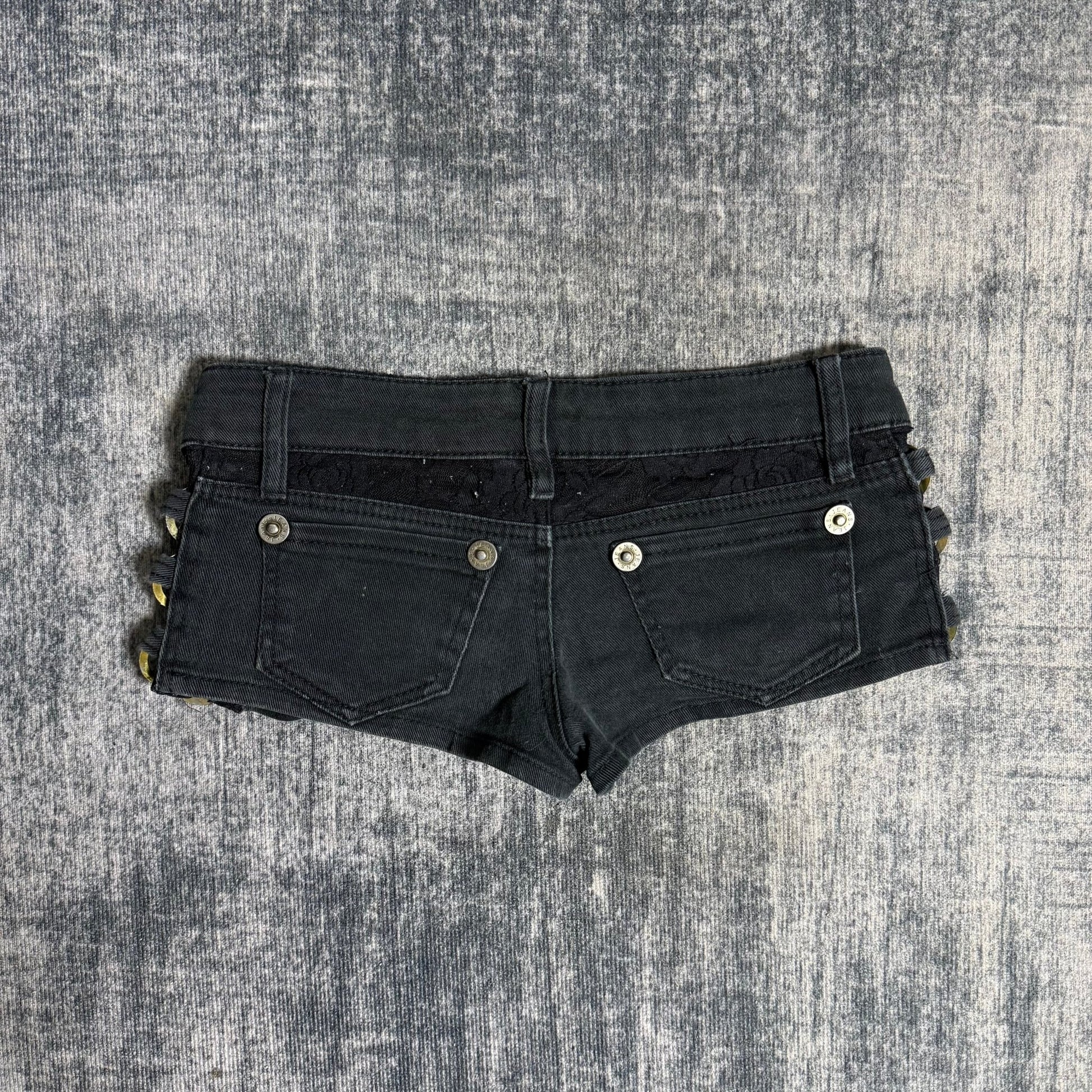 B2V - WAZP SHORT༒ vintage streetwear thrift y2k clothing by B2V_BAD2WEAR