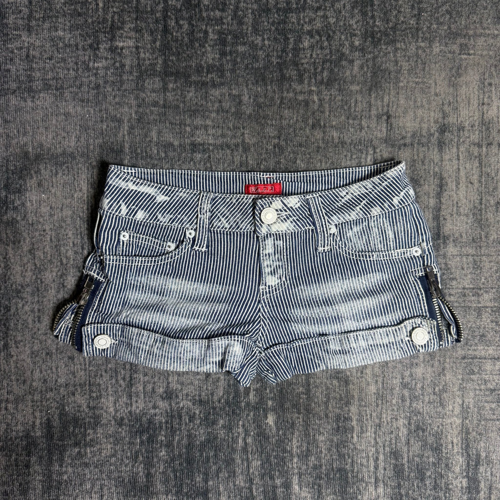 B2V - WAZP SHORT༒ SS05 vintage streetwear thrift y2k clothing by B2V_BAD2WEAR