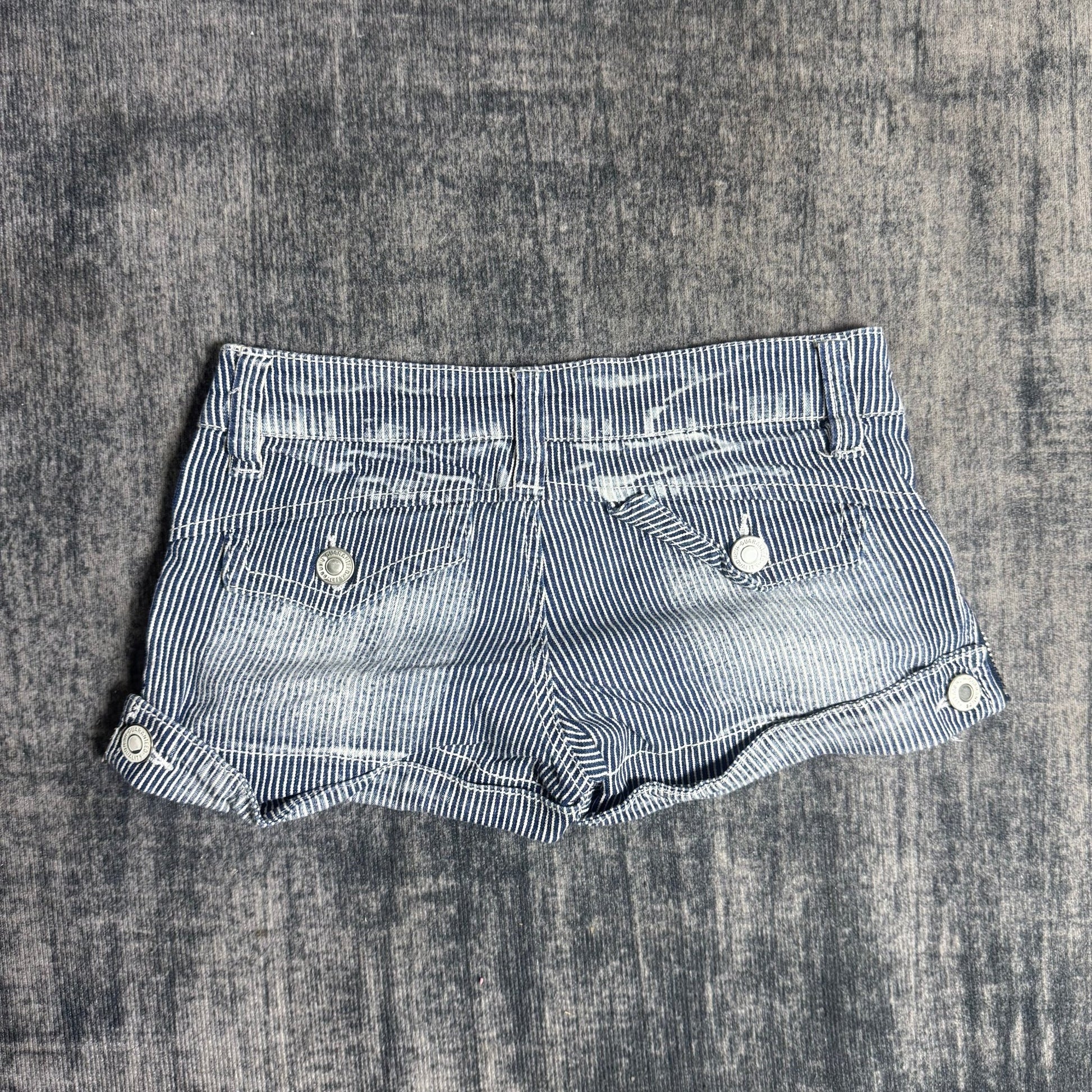 B2V - WAZP SHORT༒ SS05 vintage streetwear thrift y2k clothing by B2V_BAD2WEAR