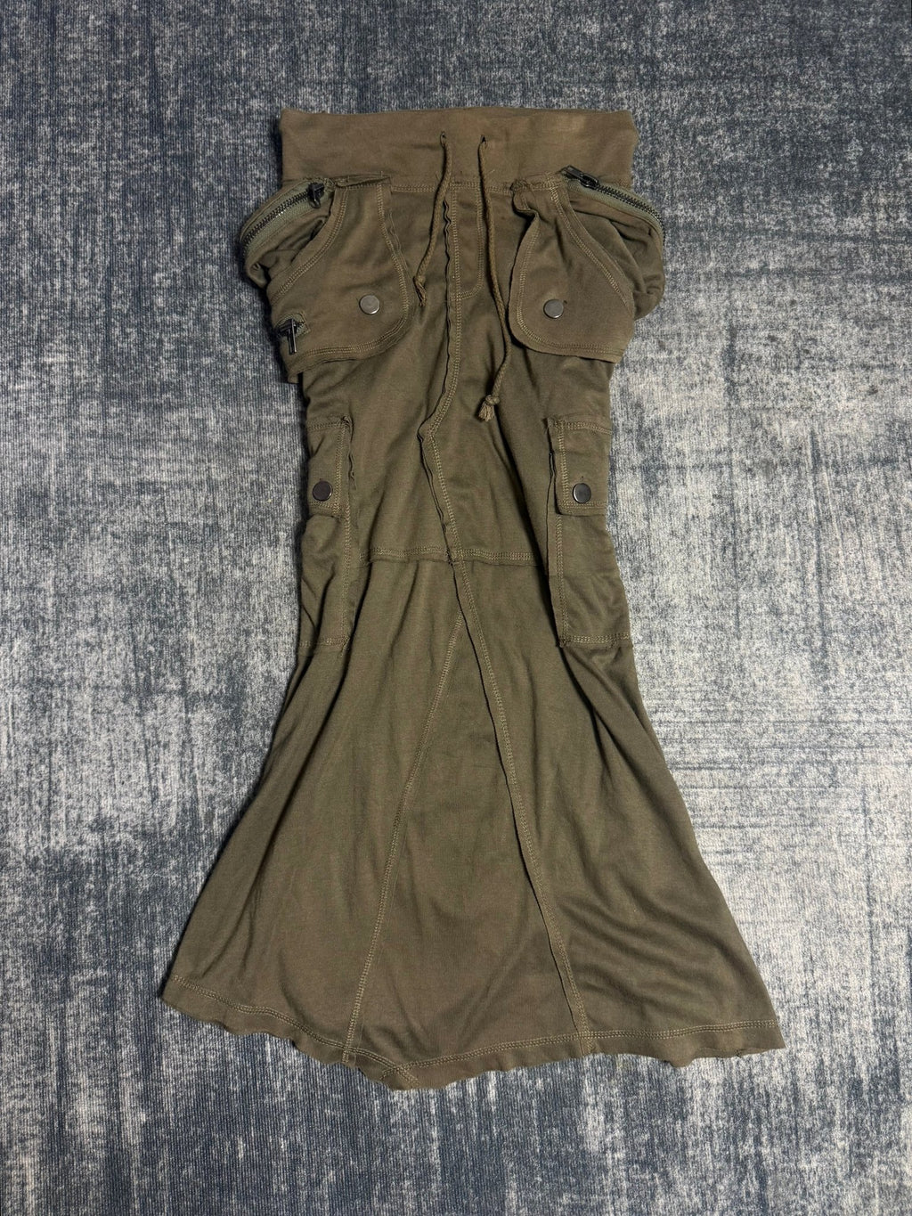 B2V - ZELOS SKIRT༒ vintage streetwear thrift y2k clothing by B2V_BAD2WEAR