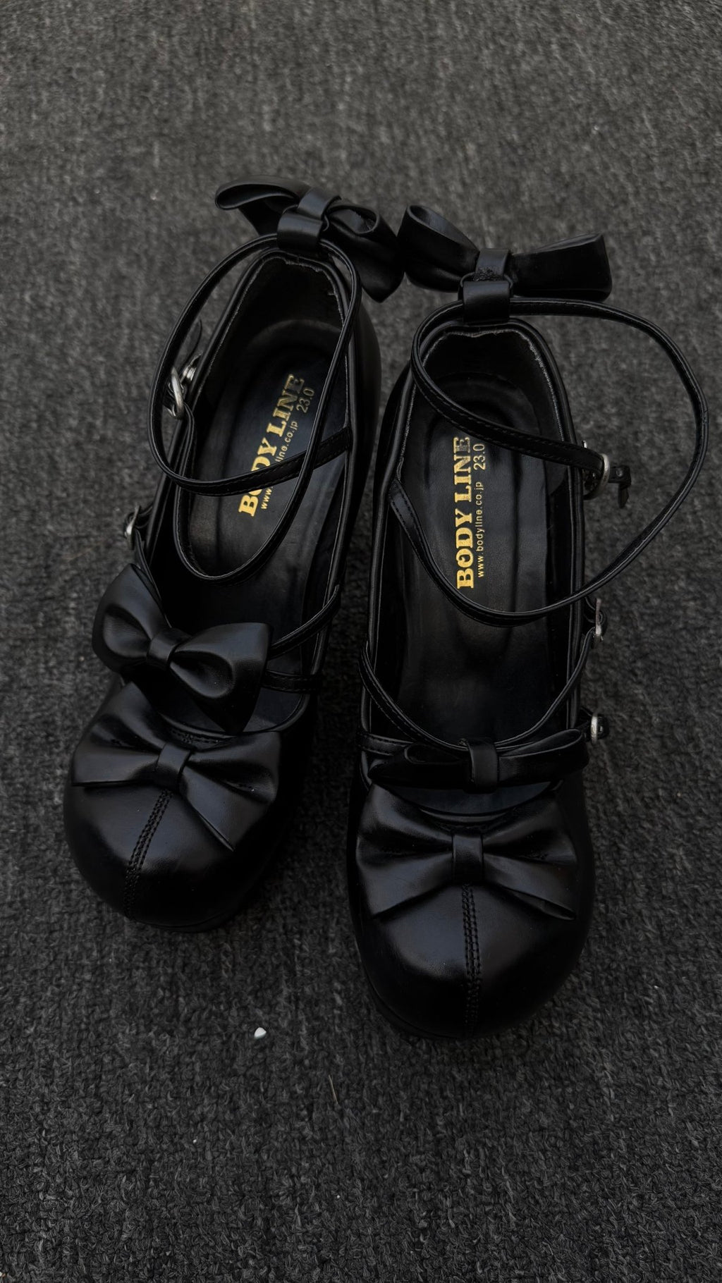 BODYLINE HEELS 👠 vintage streetwear thrift y2k clothing by B2V_BAD2WEAR