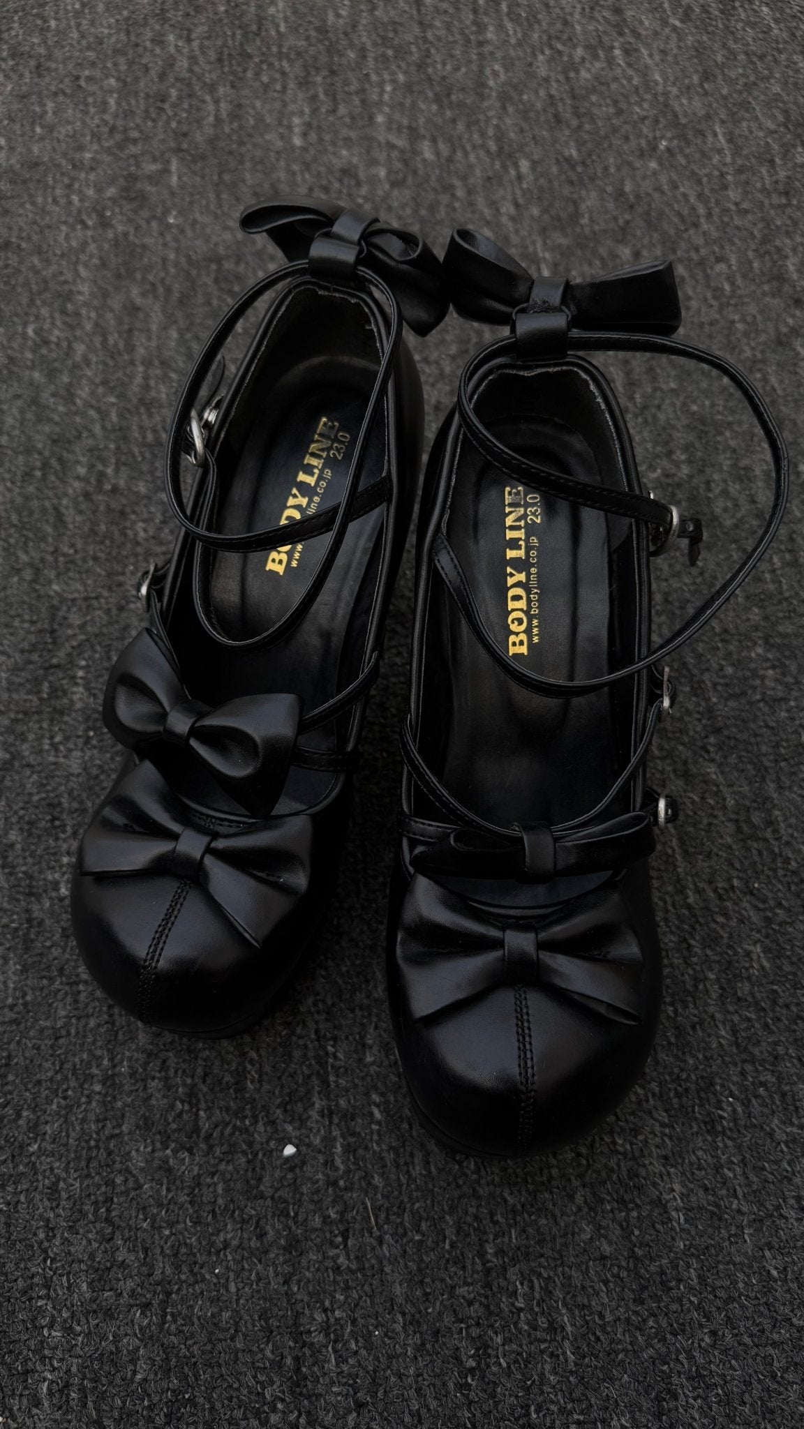 BODYLINE HEELS 👠 vintage streetwear thrift y2k clothing by B2V_BAD2WEAR