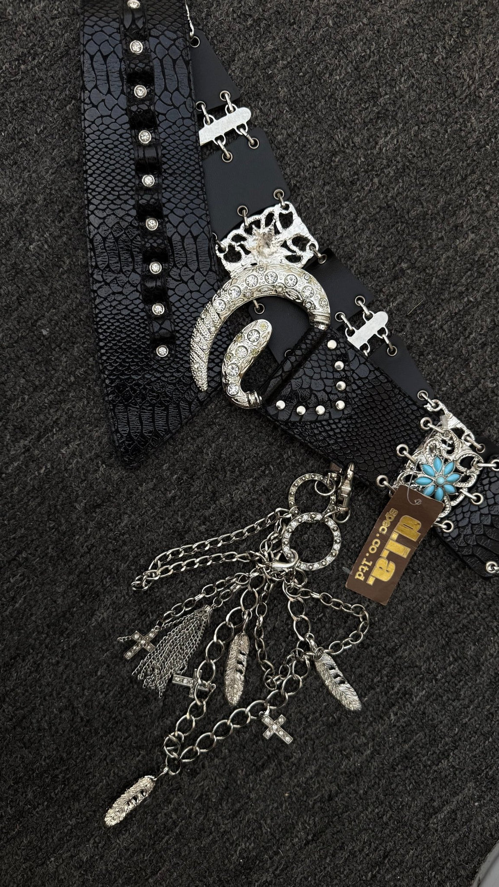 ⚜️D.I.A BELT⚜️ vintage streetwear thrift y2k clothing by B2V_BAD2WEAR