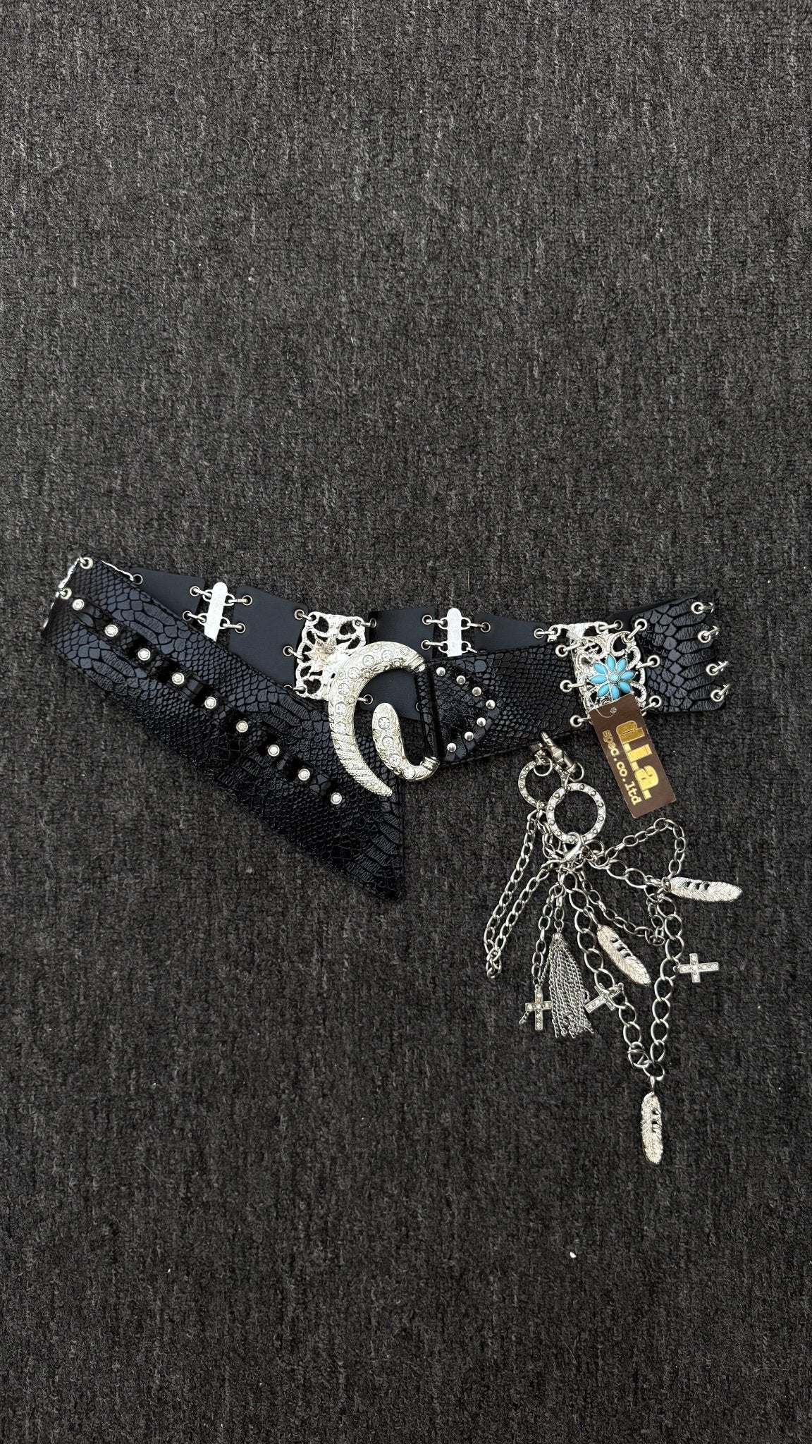 ⚜️D.I.A BELT⚜️ vintage streetwear thrift y2k clothing by B2V_BAD2WEAR
