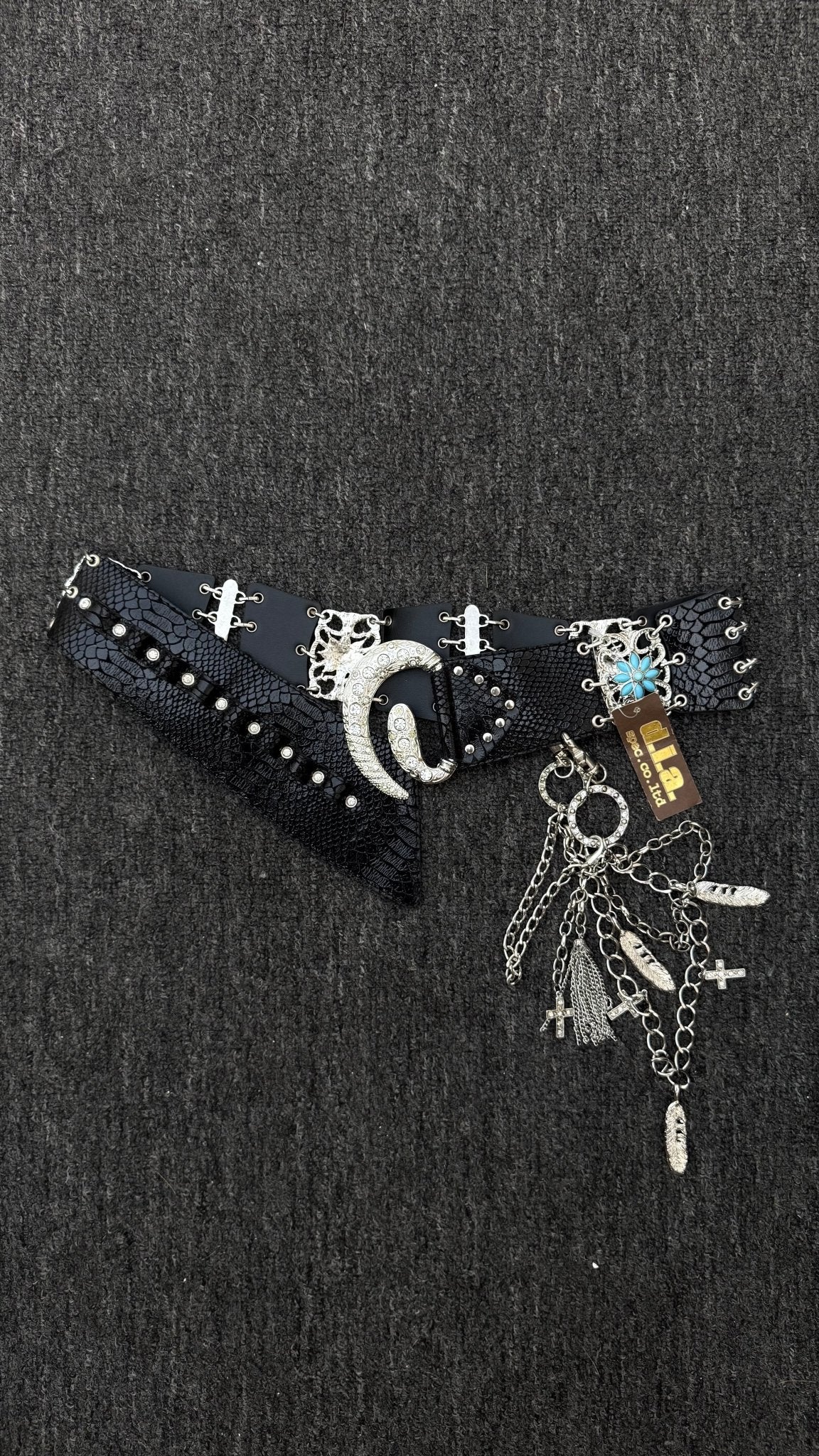 ⚜️D.I.A BELT⚜️ vintage streetwear thrift y2k clothing by B2V_BAD2WEAR