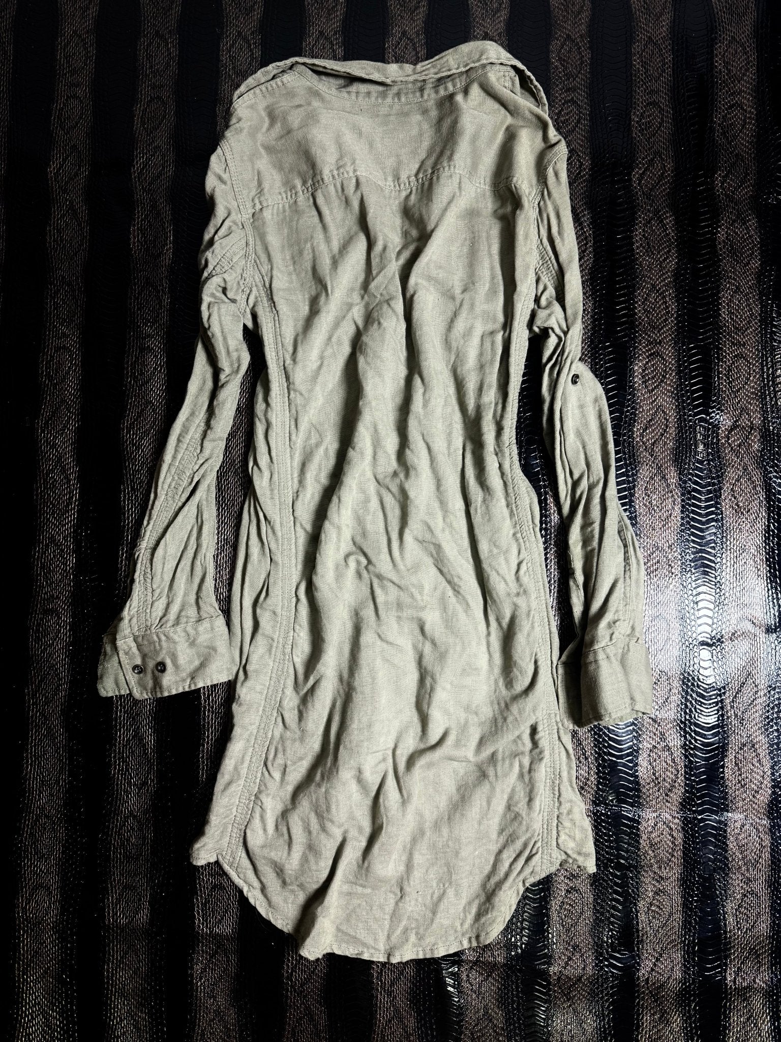 ༒G.0.A TOP༒ vintage streetwear thrift y2k clothing by B2V_BAD2WEAR