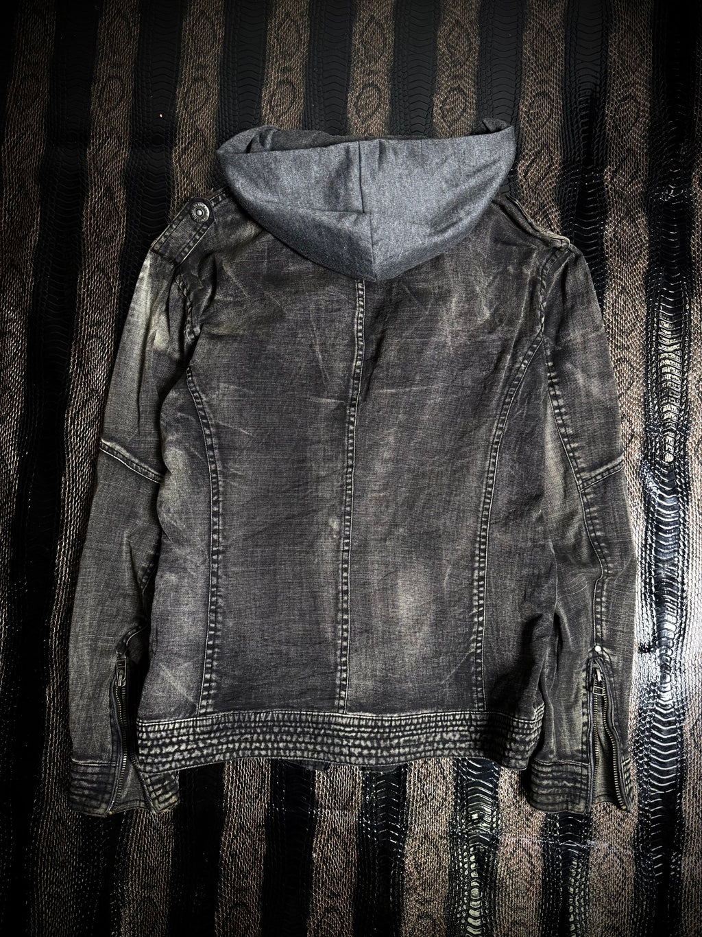 ༒IN THE ATTIC JACKET(4)༒ vintage streetwear thrift y2k clothing by B2V_BAD2WEAR