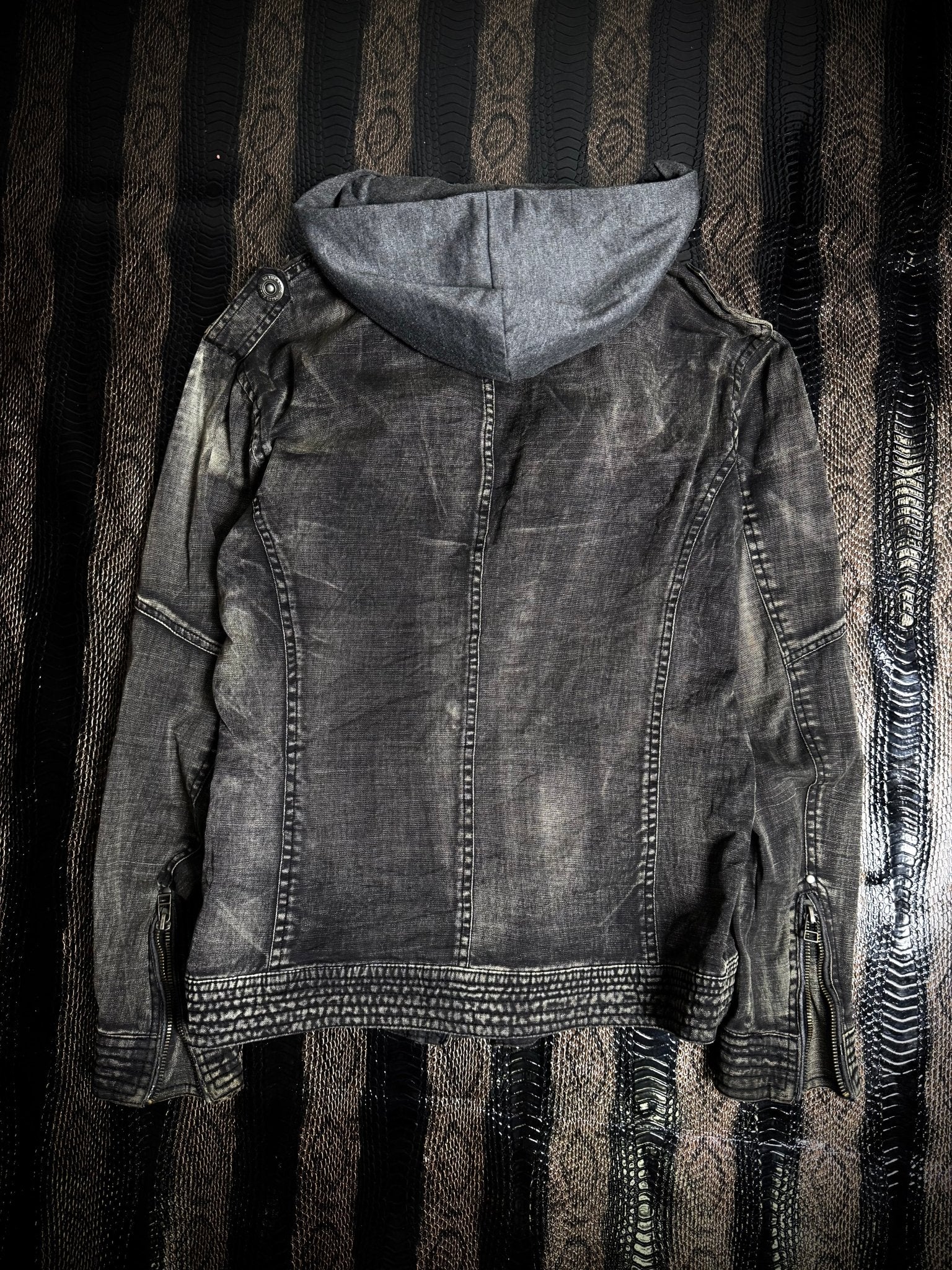 ༒IN THE ATTIC JACKET(4)༒ vintage streetwear thrift y2k clothing by B2V_BAD2WEAR