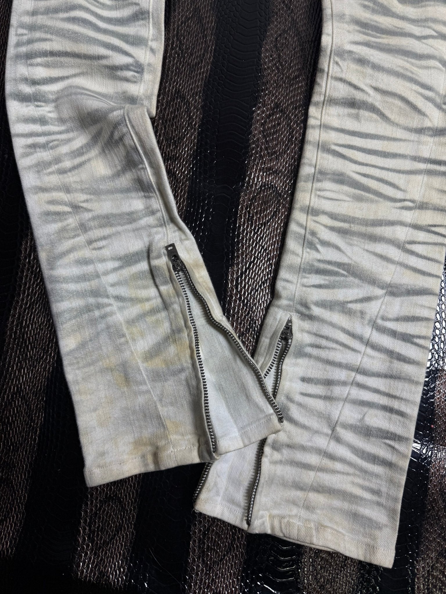 ༒JOHNNY WOLF JEANS༒ vintage streetwear thrift y2k clothing by B2V_BAD2WEAR