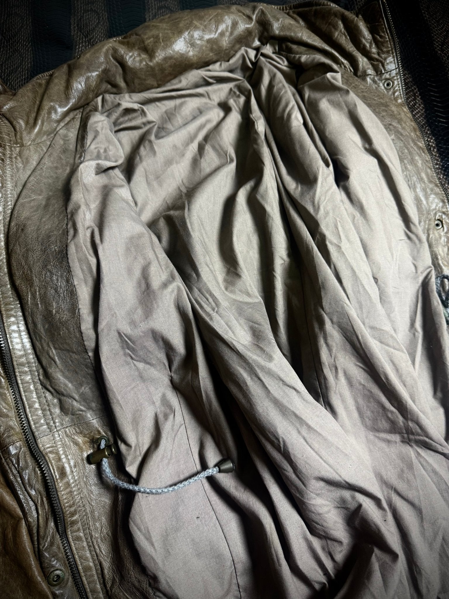 ༒LEATHER JACKET(1)༒ vintage streetwear thrift y2k clothing by B2V_BAD2WEAR