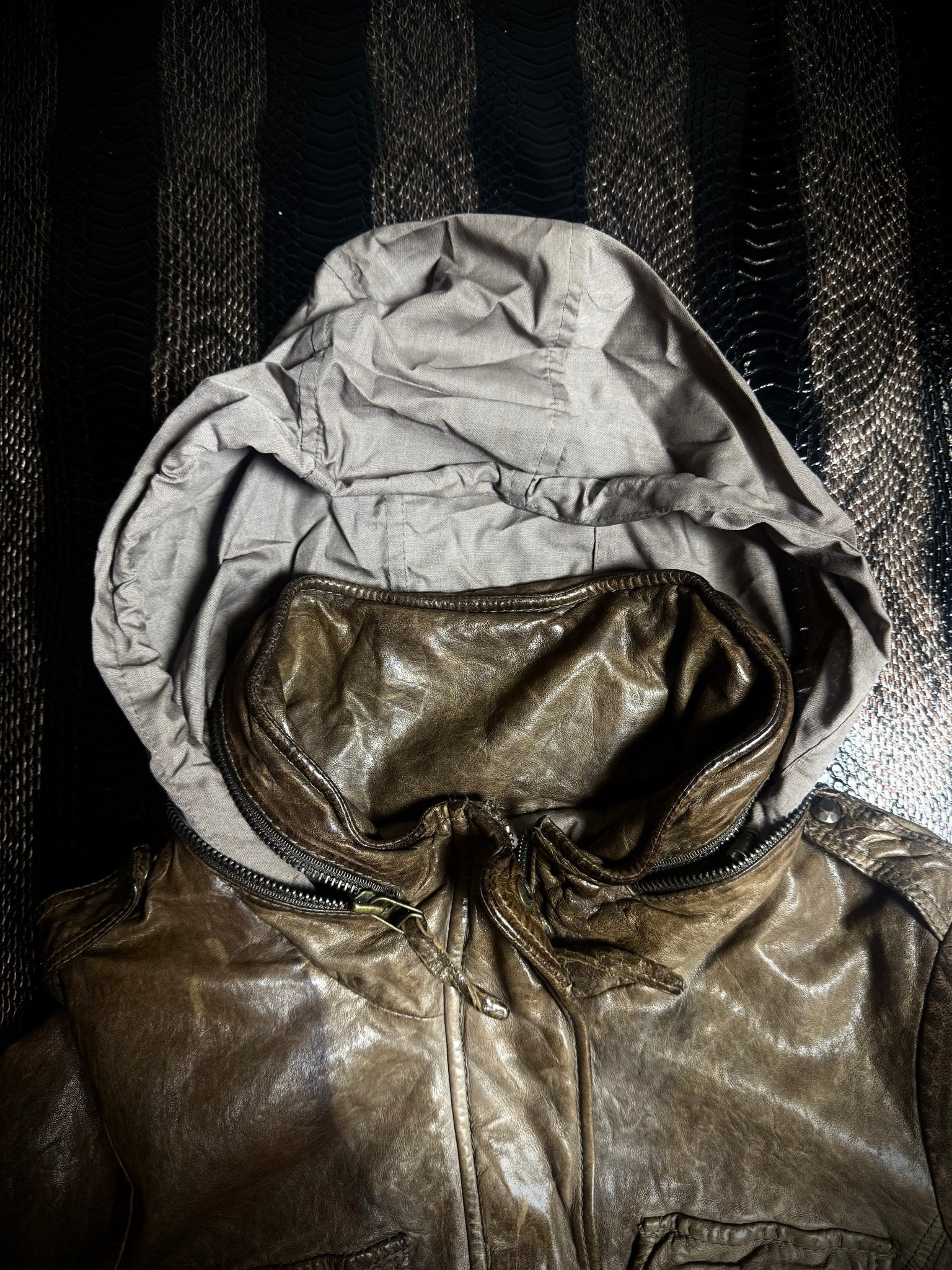 ༒LEATHER JACKET(1)༒ vintage streetwear thrift y2k clothing by B2V_BAD2WEAR