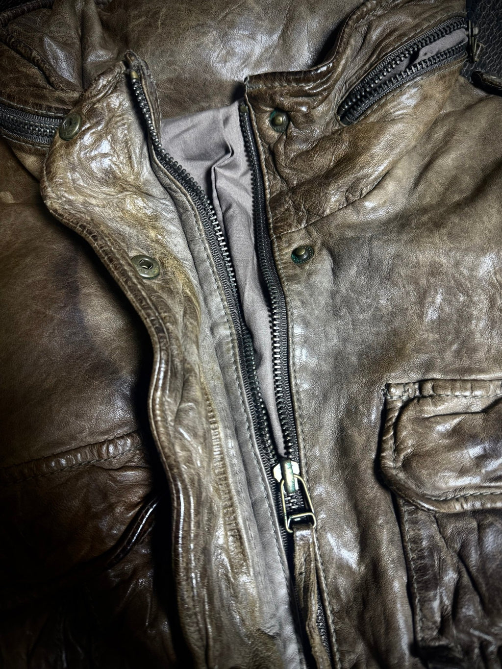 ༒LEATHER JACKET(1)༒ vintage streetwear thrift y2k clothing by B2V_BAD2WEAR