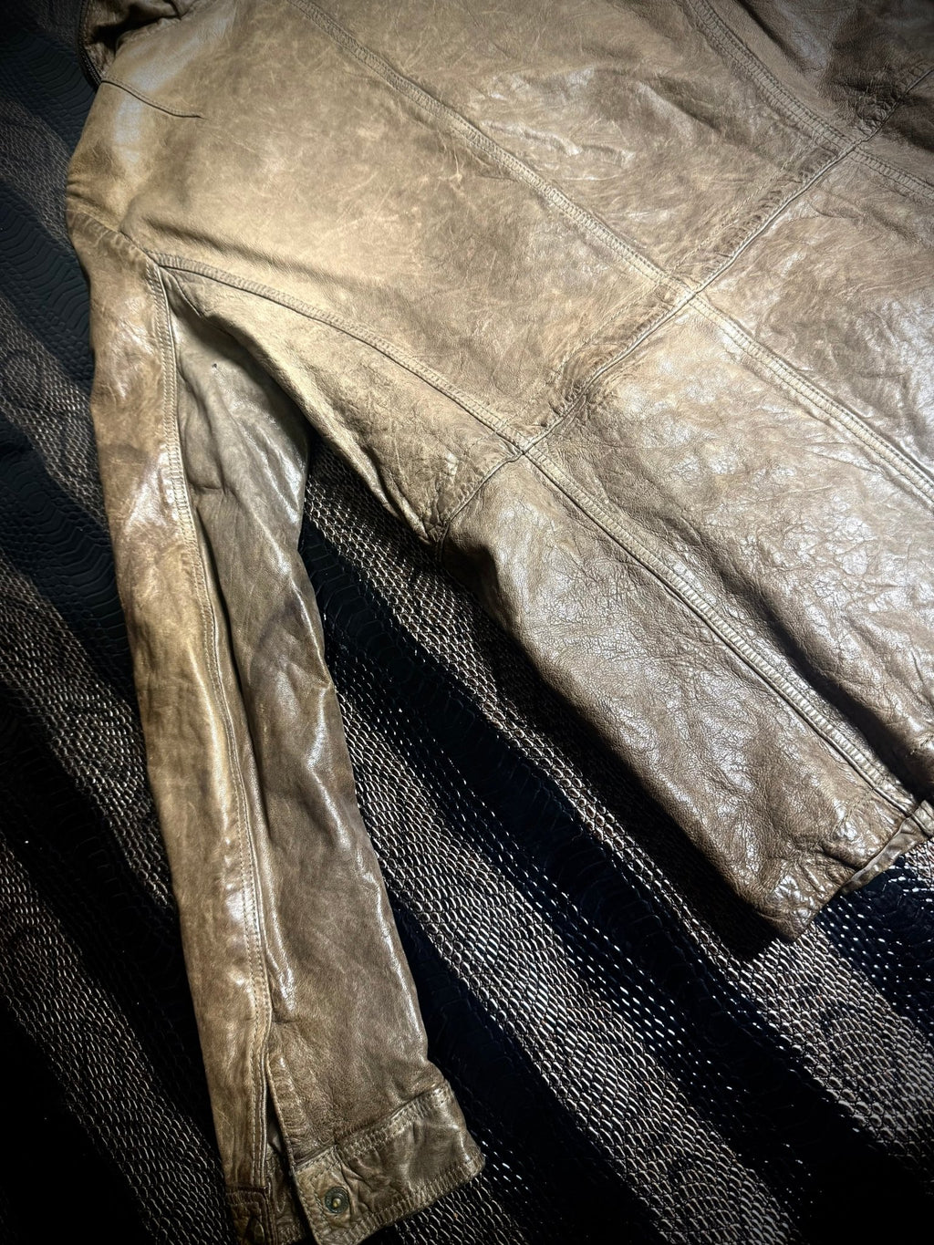 ༒LEATHER JACKET(1)༒ vintage streetwear thrift y2k clothing by B2V_BAD2WEAR